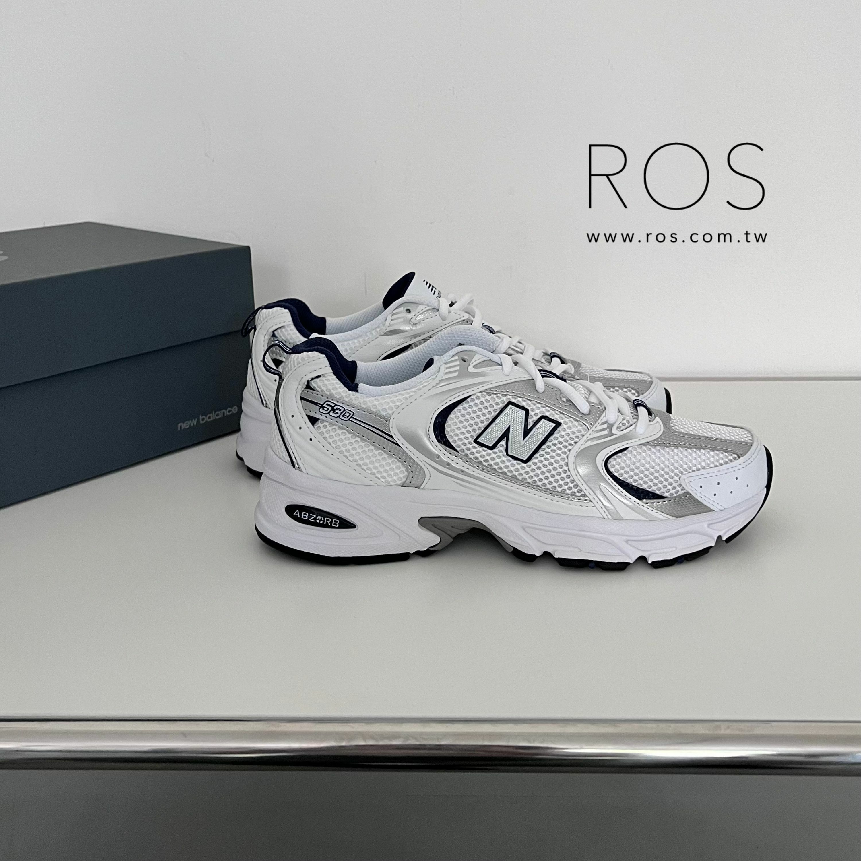 New Balance 530 白銀