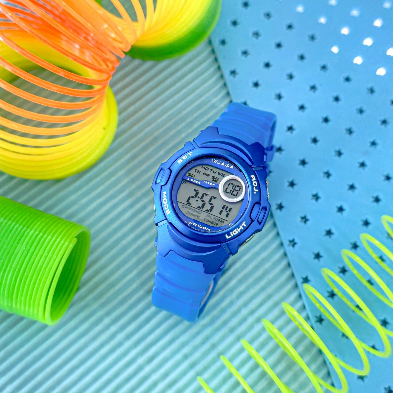 【JAGA 捷卡】活潑俏麗多功能運動電子錶 M-876B-EE 36mm 現代鐘錶