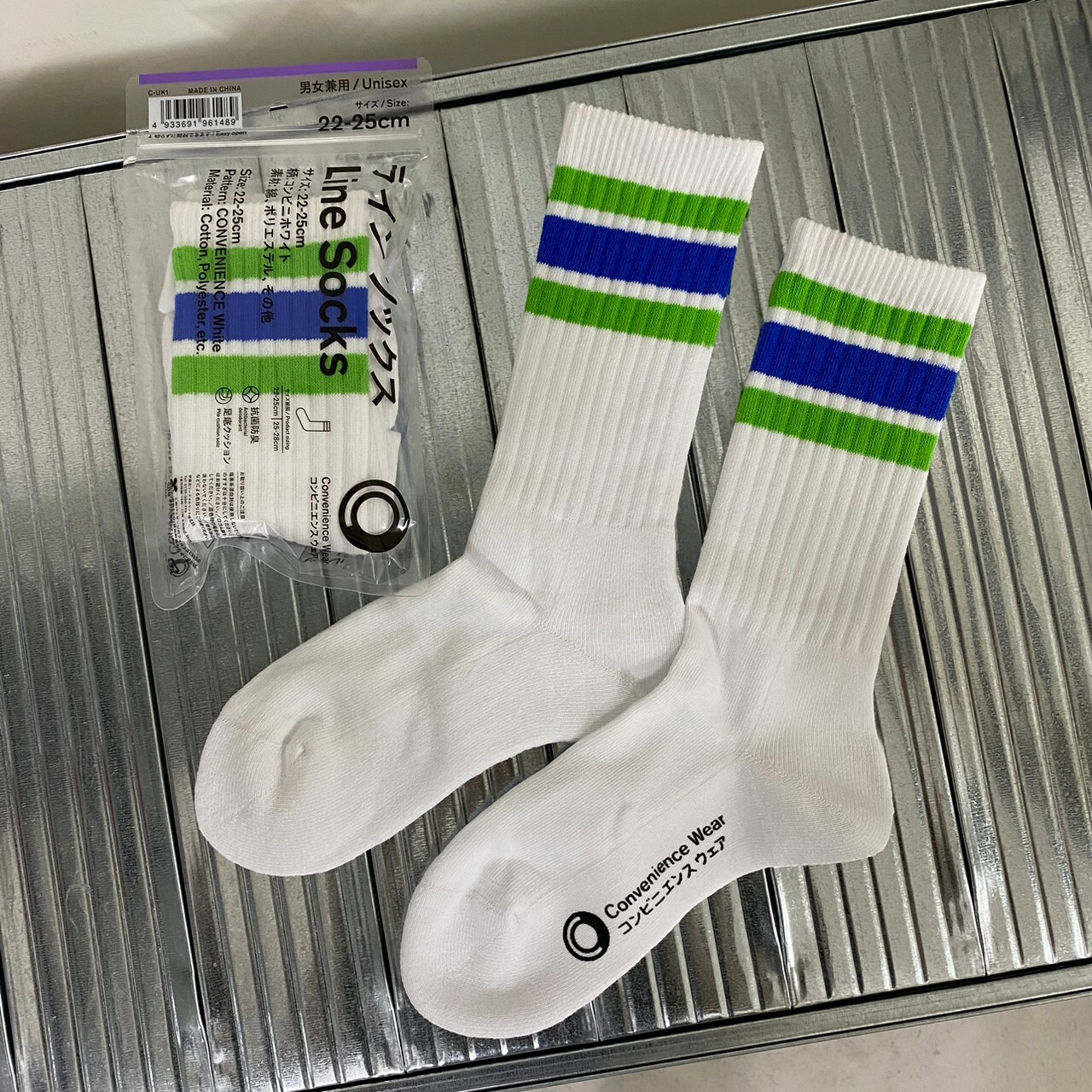 日本全家限定Convenience Wear 抗菌防臭長襪