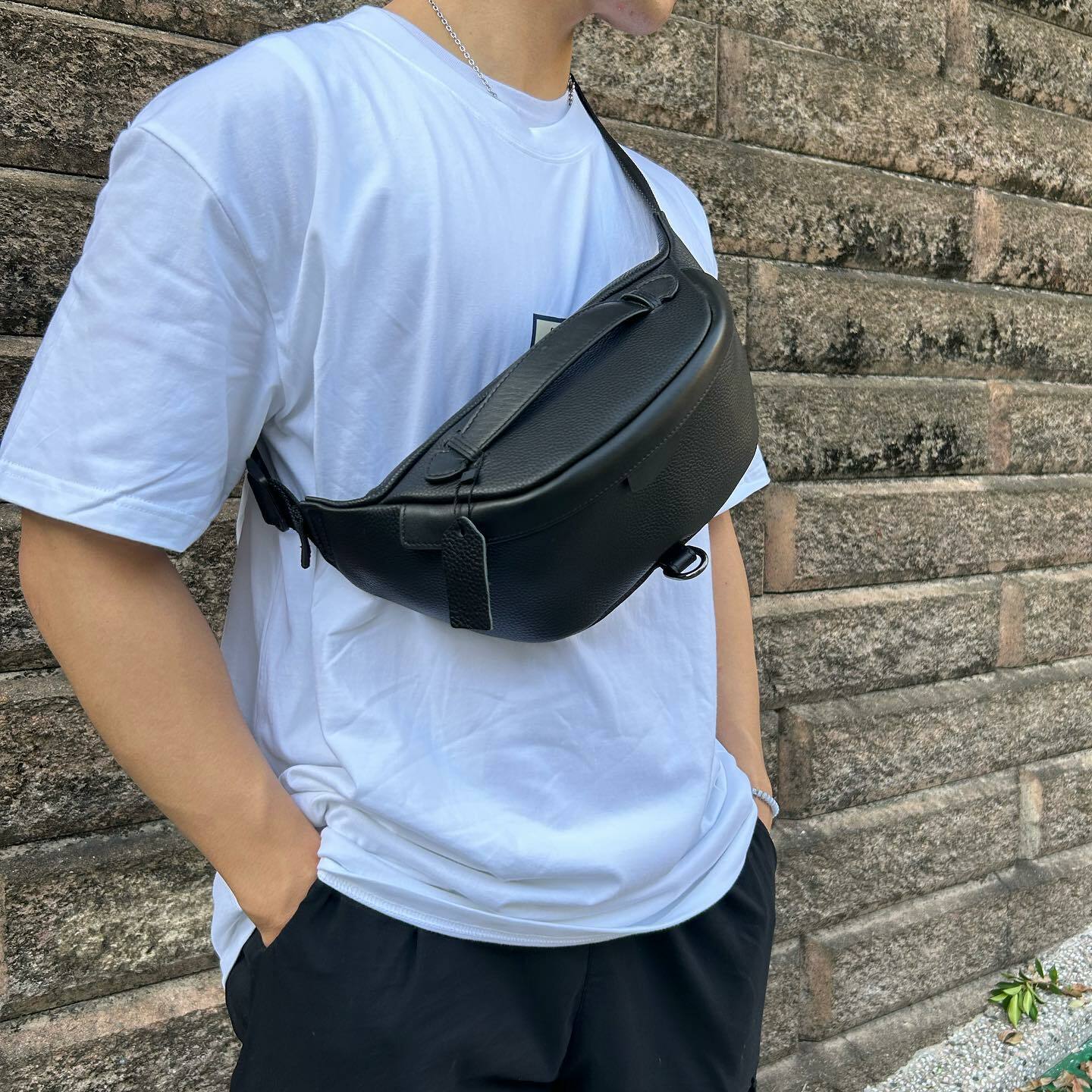 自訂款 真皮側背小包 側背包 扣環 7547 質感超好 純牛皮