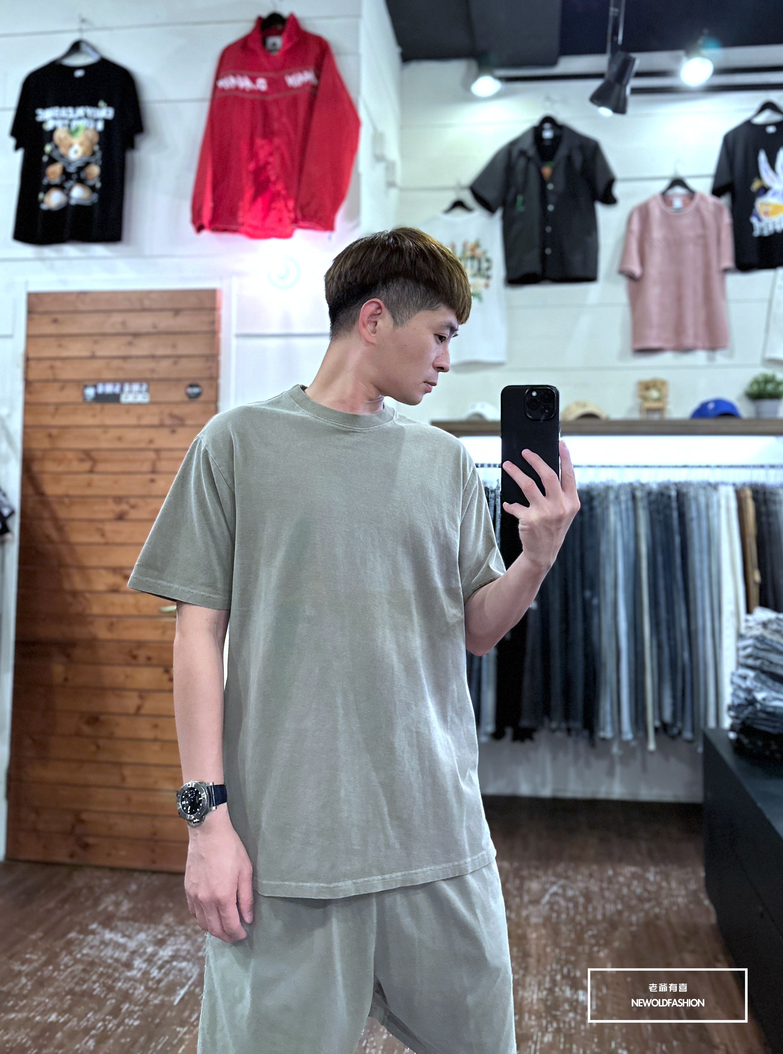 『新品上市』重磅水洗素面短T-駝