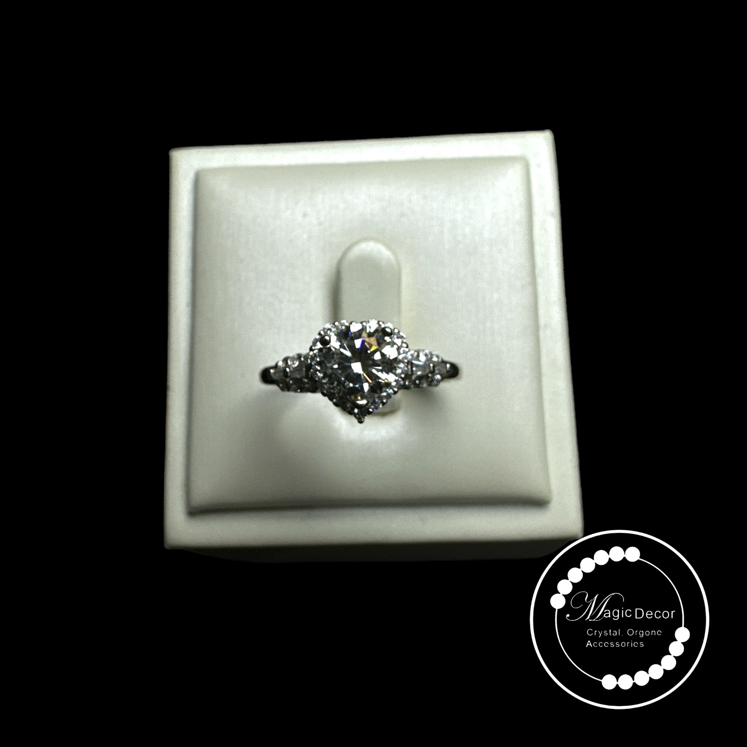 0708-B68 1卡心型藍鑽華麗款莫桑全銀開口戒指