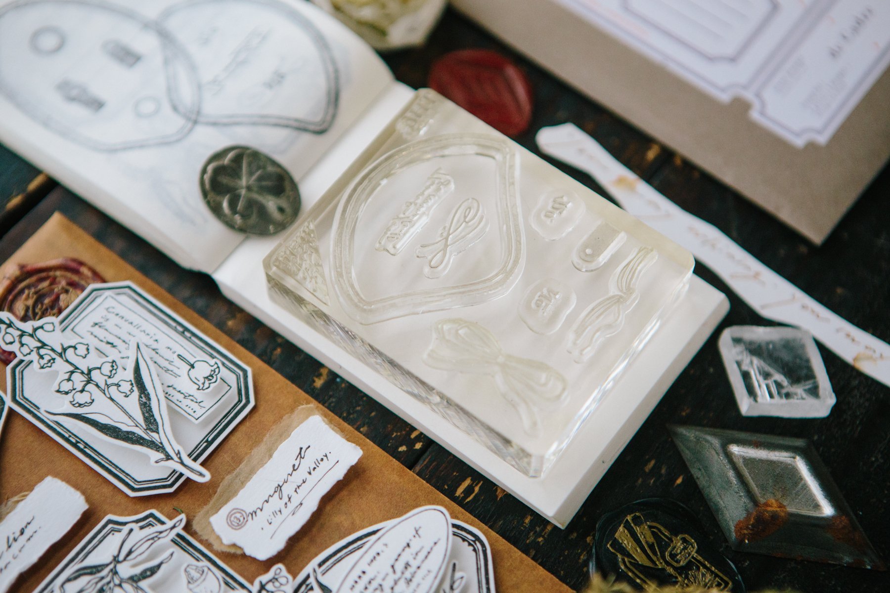 OURS 古典畫框水晶印章