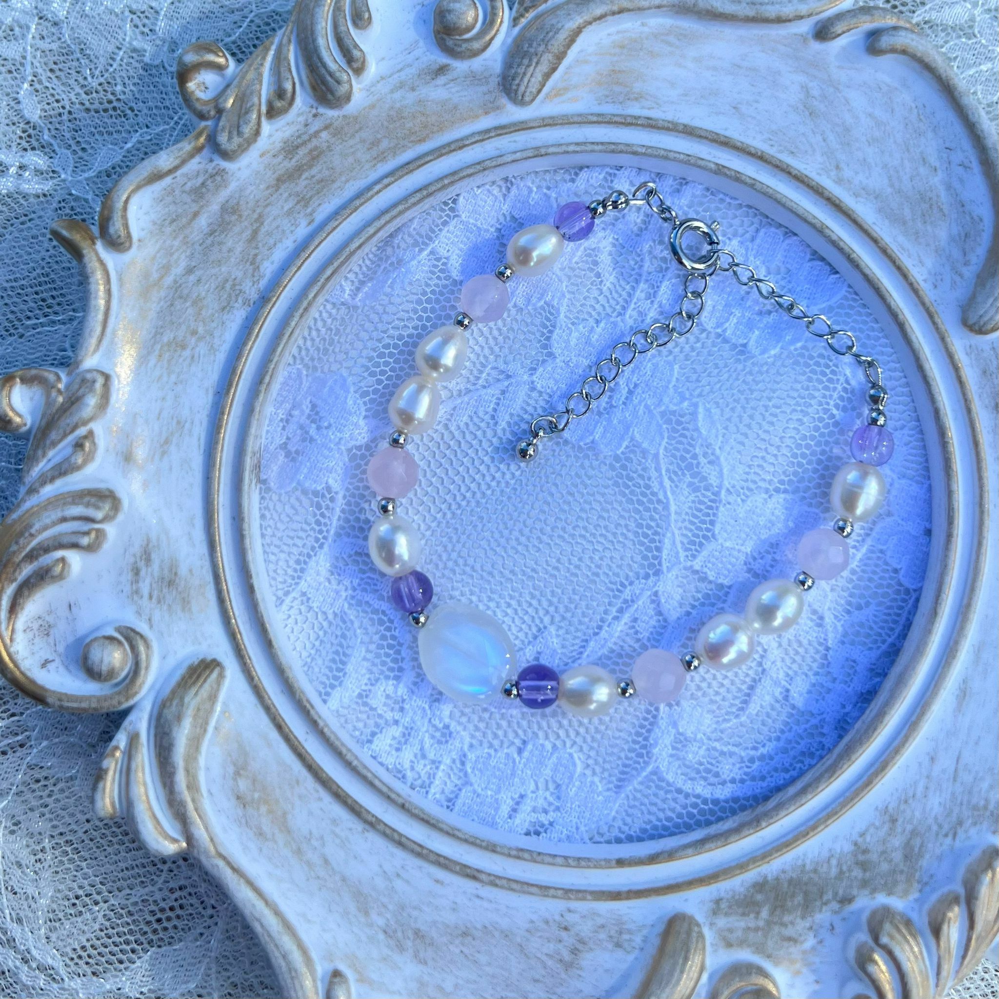 RABBIT BOUQUET天然石手作水晶手鏈-Pearl Moon