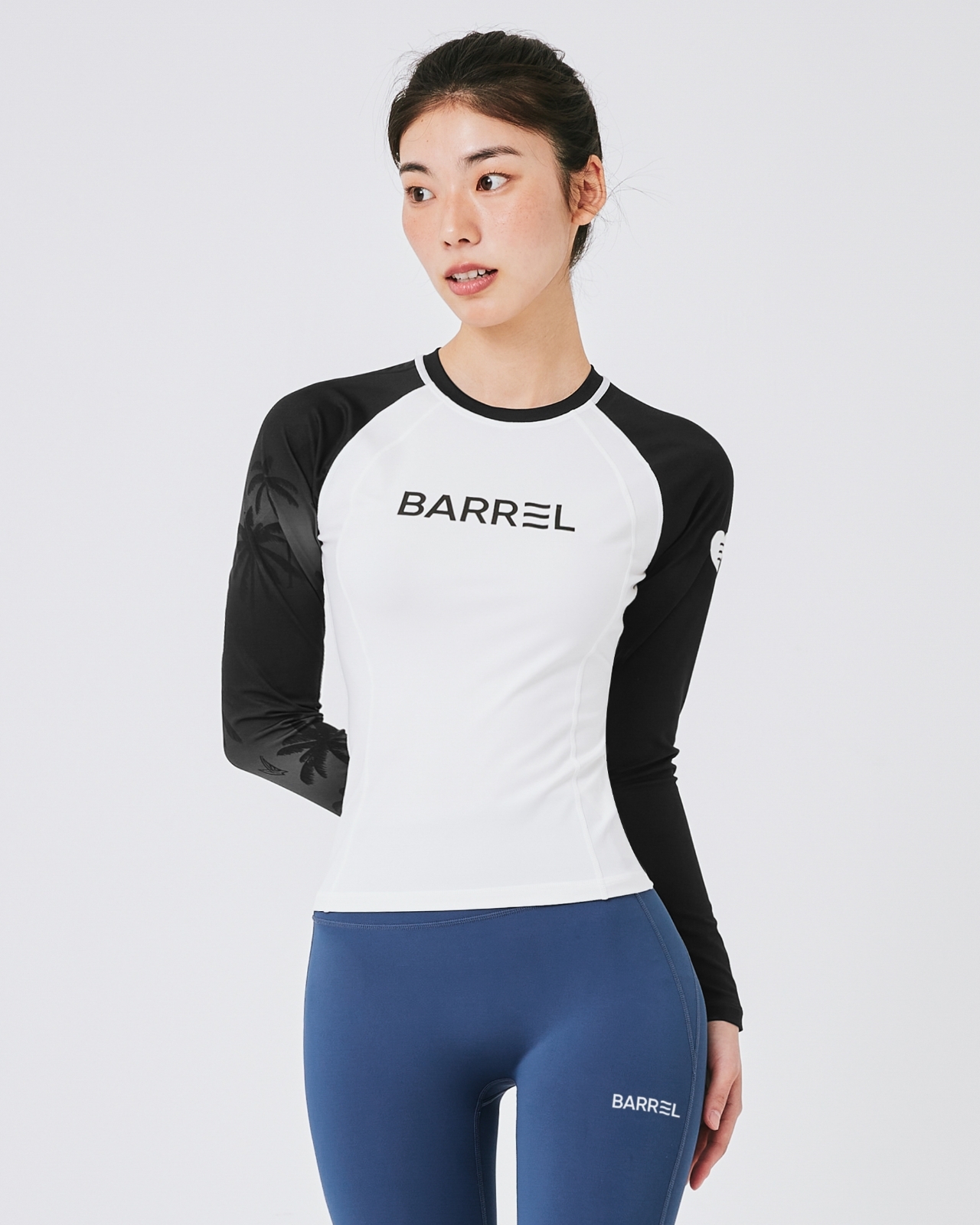 [BARREL] Woman Sunset Palm Tree Eau de Rash Guard (B...