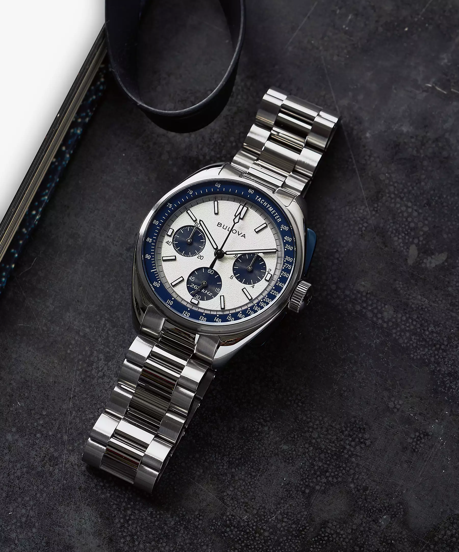 萬年鐘錶 - BULOVA 寶路華  BULOVA 登月錶 完美復刻漫步月球 男錶  98K112 錶徑 43.5MM