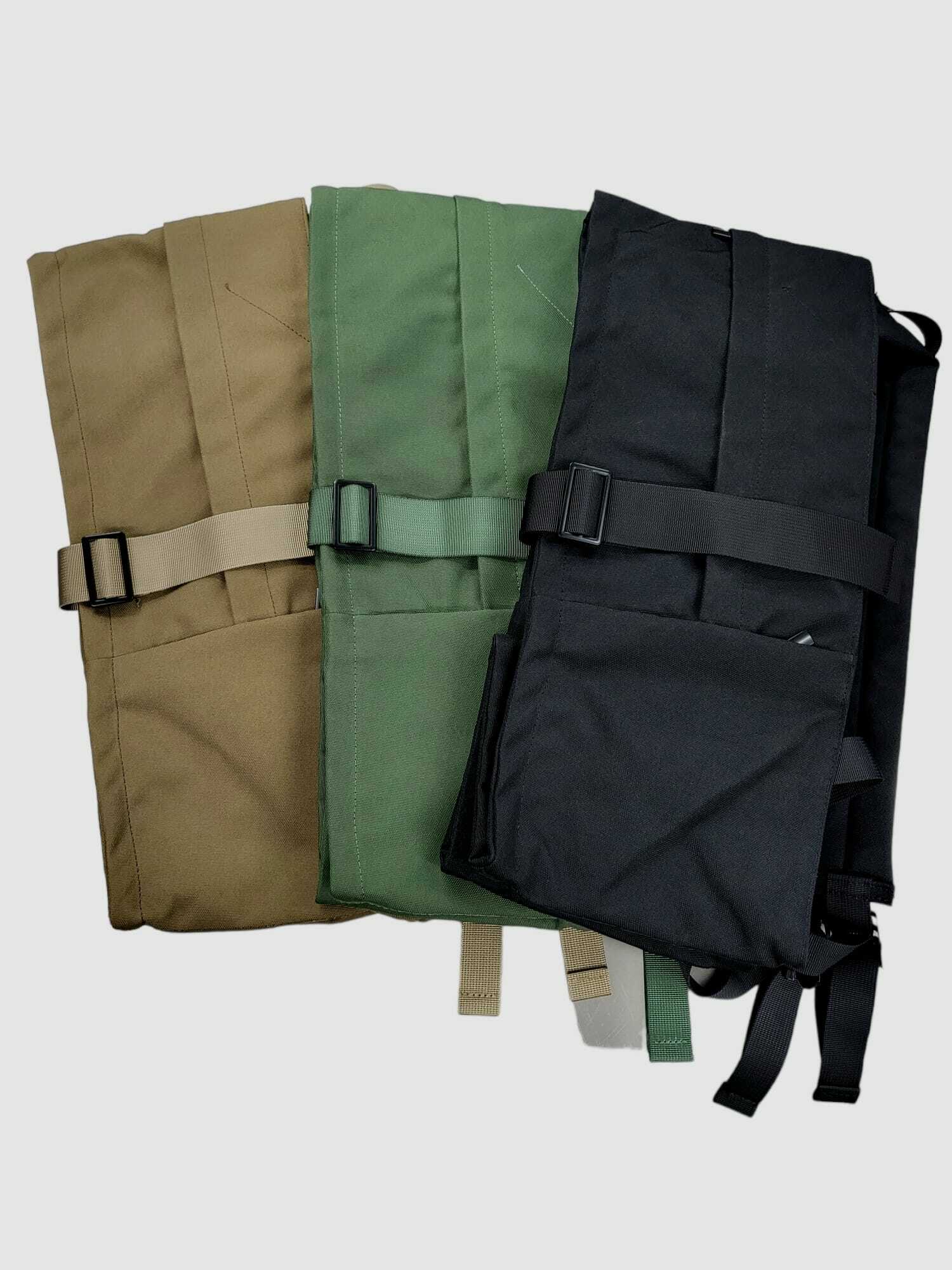 綠色立體三角形背囊