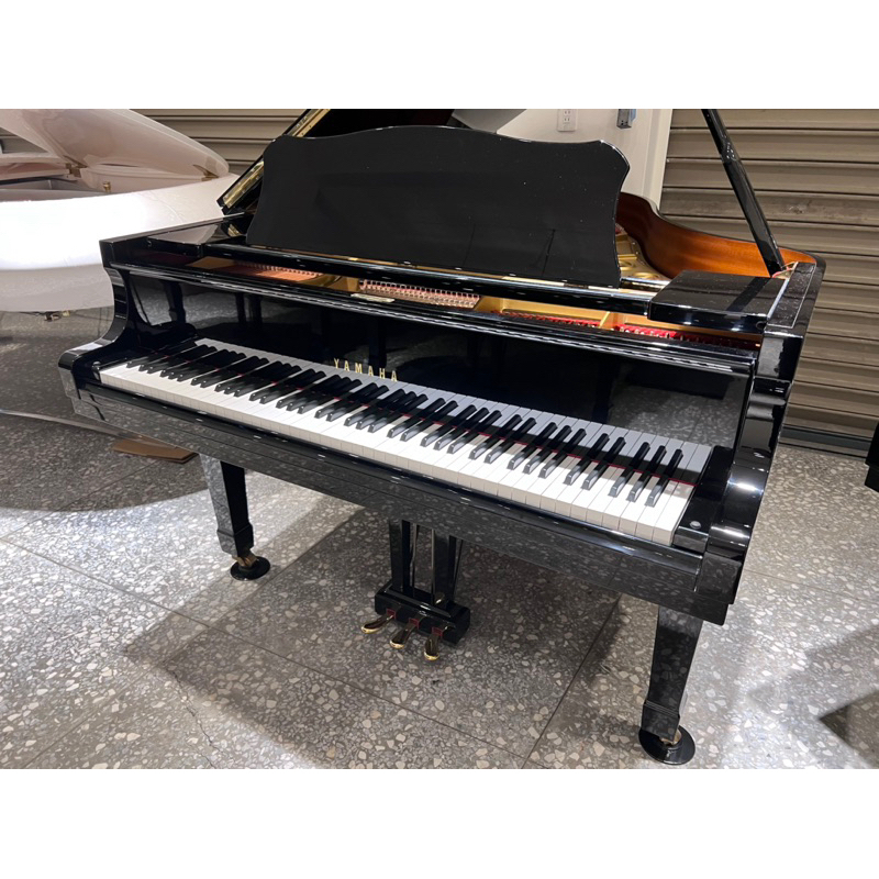 嚴選 山葉 YAMAHA G2B 帶弱音功能 超新 平台鋼琴 演奏鋼琴 2號琴 中古鋼琴 二手鋼琴 漢麟樂器 鋼琴店