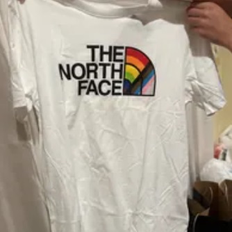 [S] NORTHFACE MEN'S S/S PRIDE TEE,TNF WHITE, NF0A5J9HFN4 [FINAL SALE] (STNF17)