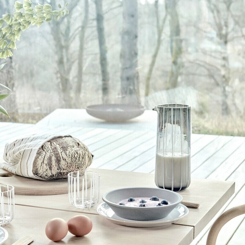 OYOY Mizu條紋⼿⼯玻璃壺 / 格雷灰