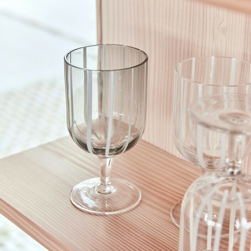 OYOY Mizu條紋⼿⼯玻璃杯 2 入組 / ⾼腳酒杯 - 格雷灰