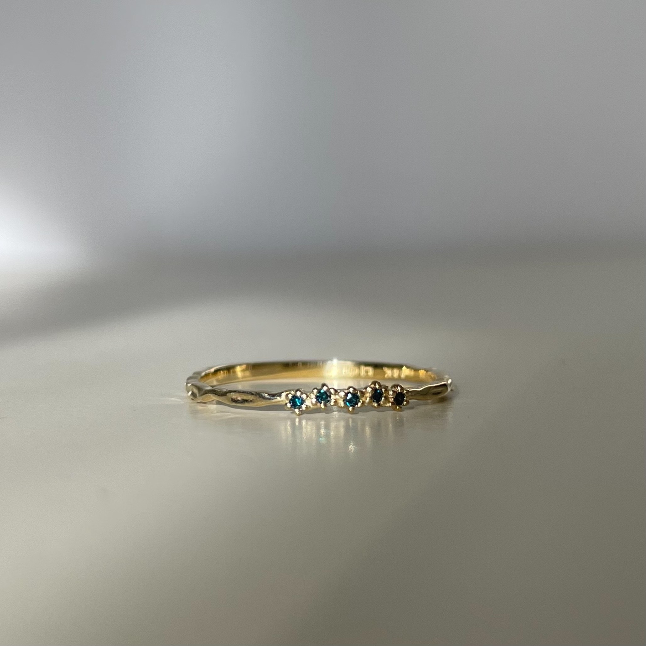 14k五顆小花藍鑽戒指