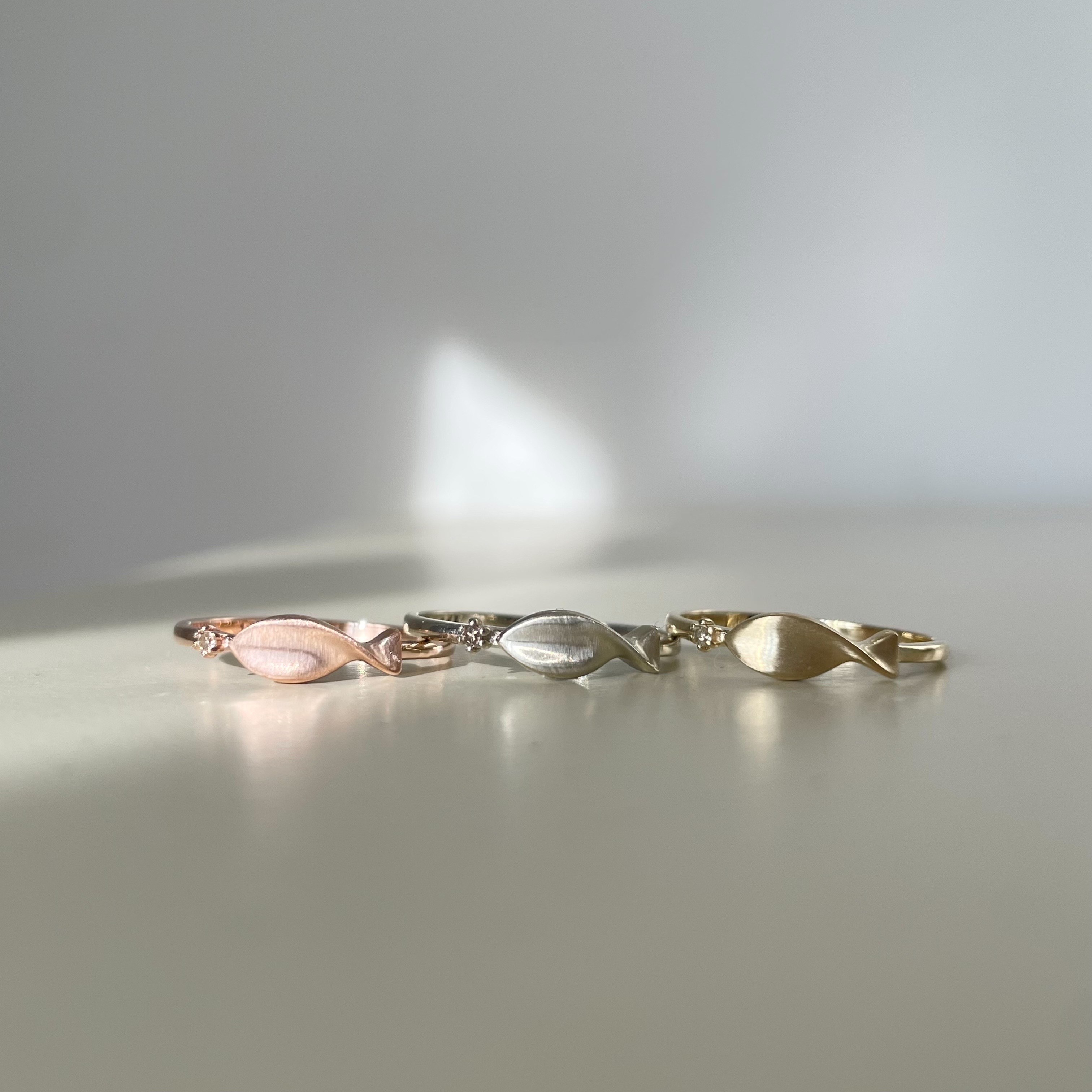 14k立體霧感小魚真鑽戒指