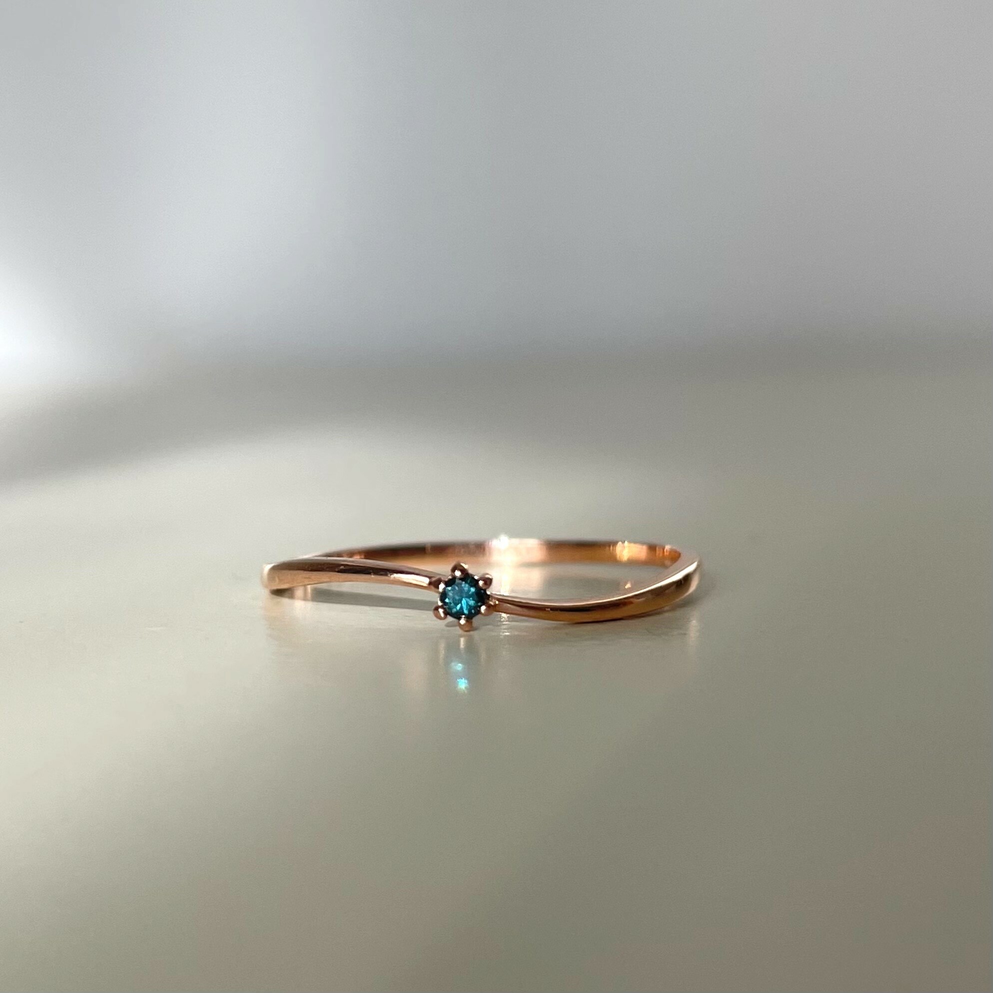 14k波浪六爪藍鑽戒指