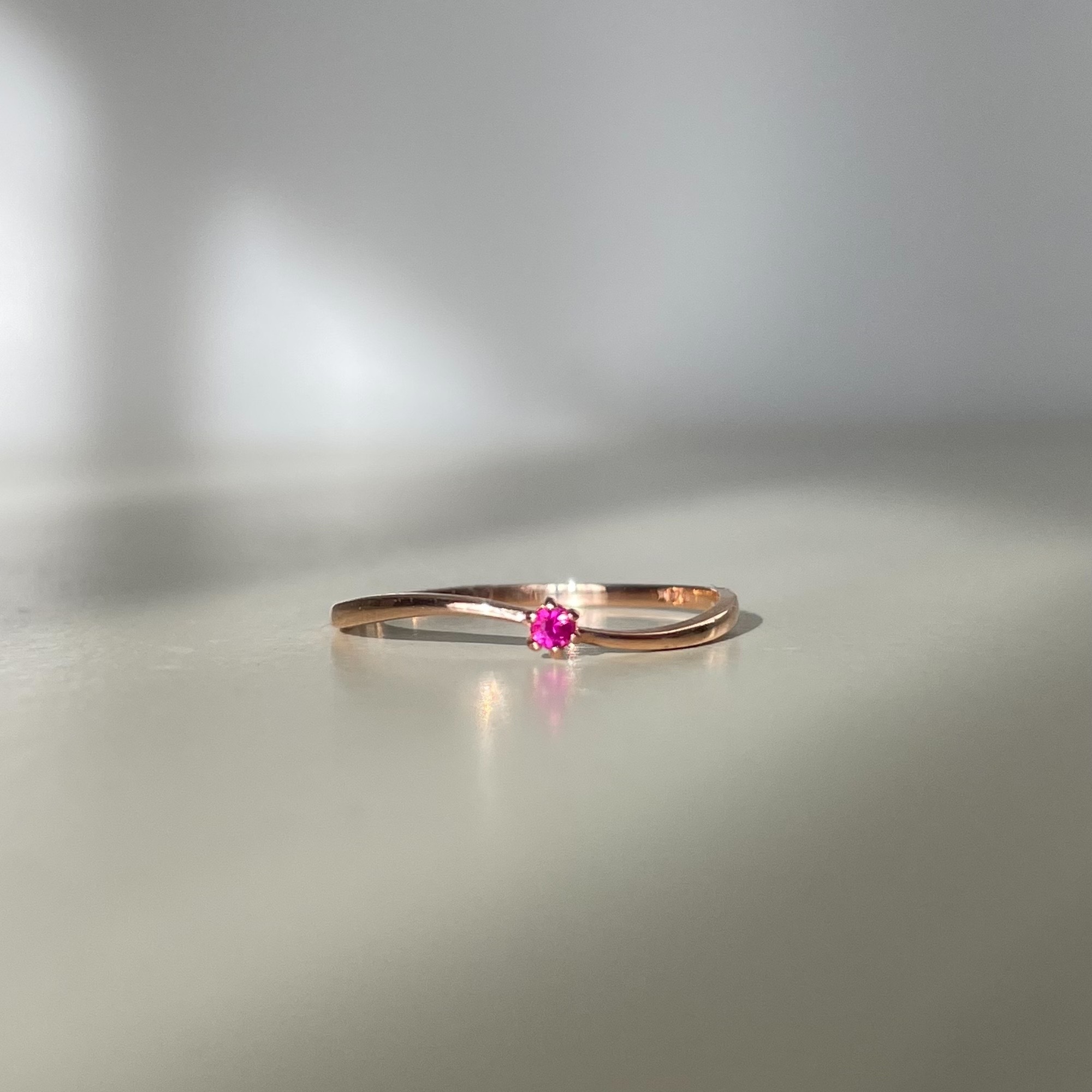 14k波浪六爪紅寶石戒指