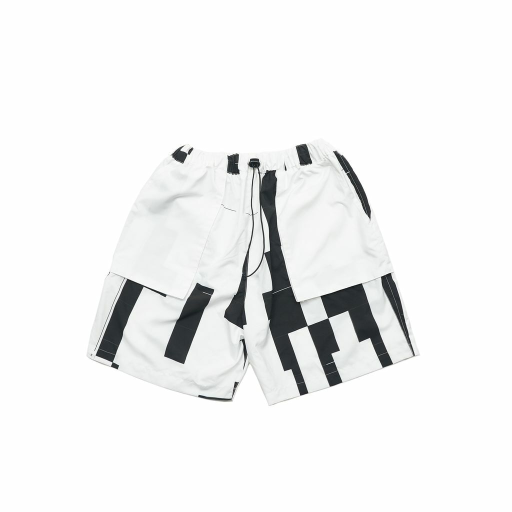 【ionism】立體口袋膝上短褲白昇華