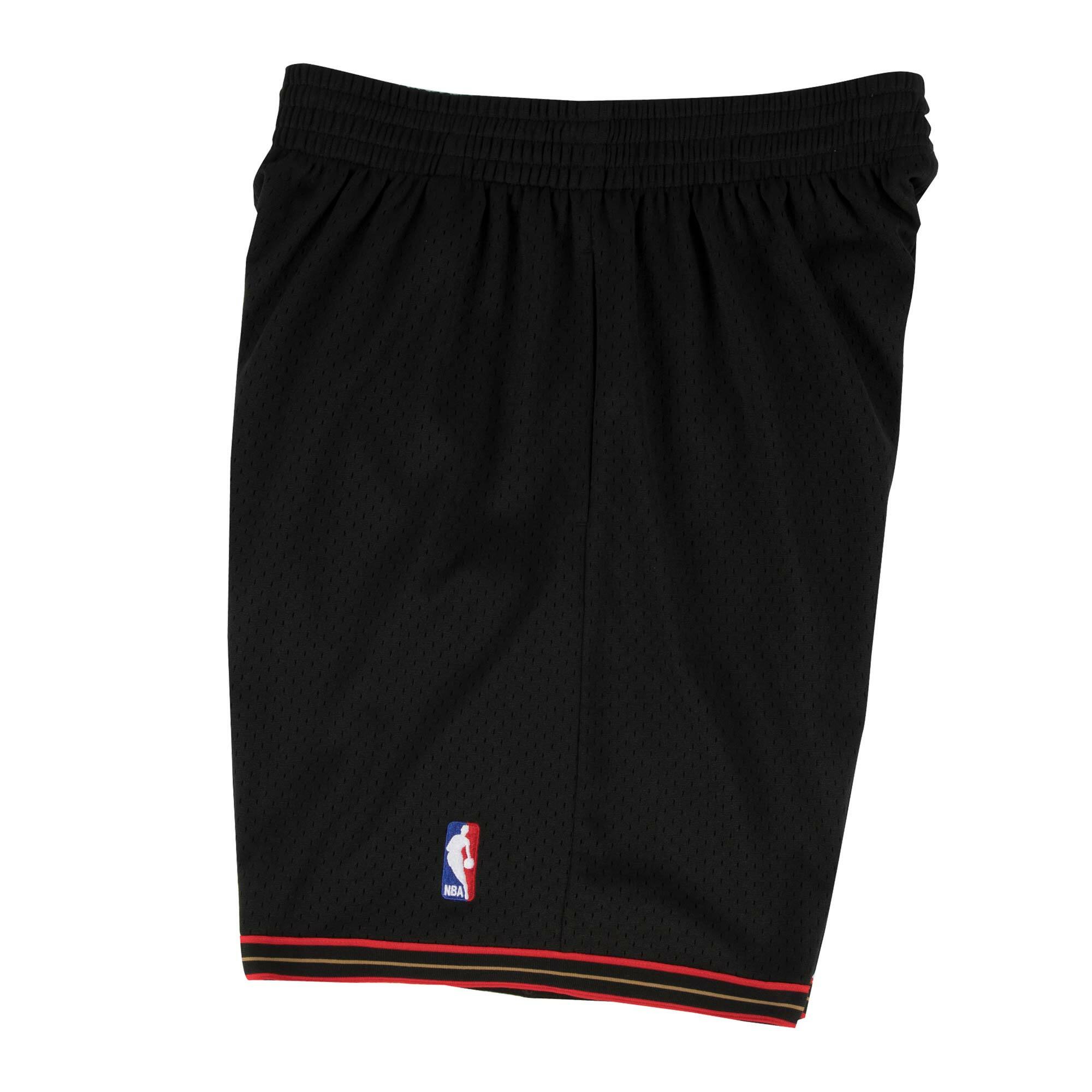 Mitchell & Ness NBA 球迷版球褲 2000-01 Road 76人 黑 MNSWS-G229A [台灣現貨]