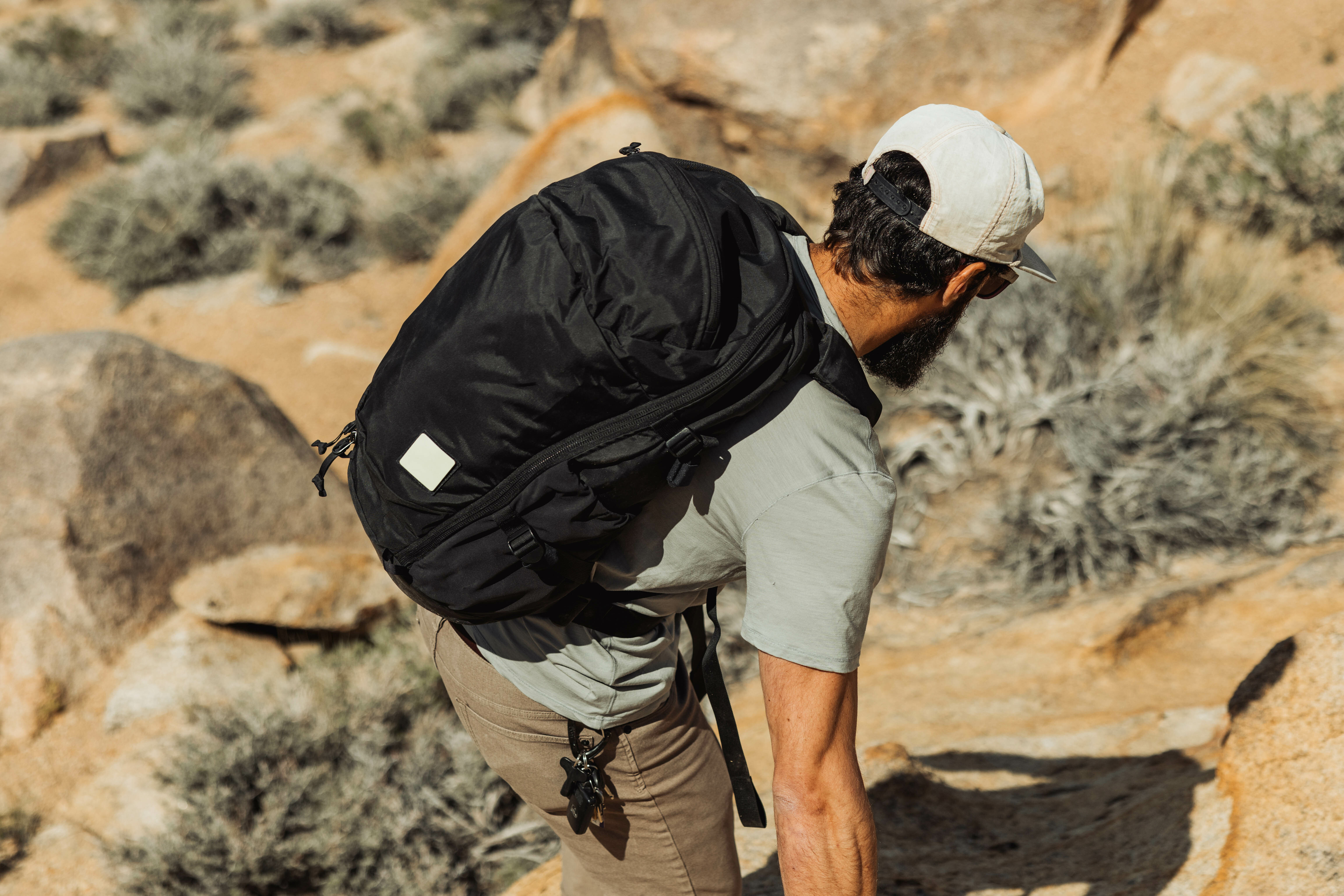 EVERGOODS MPL30 MOUNTAIN Panel Loader 登山後背包｜30L 多地形透氣、防