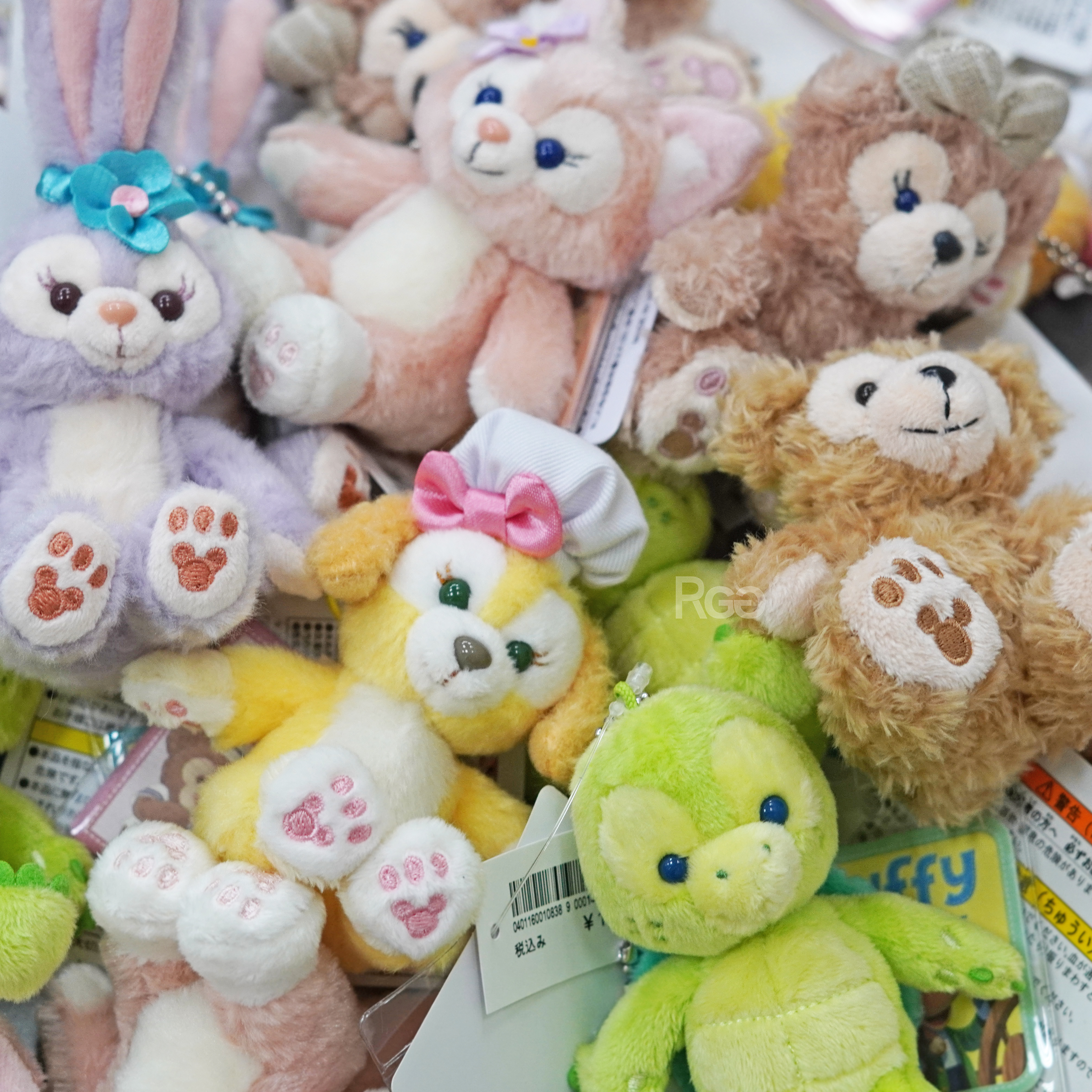 迪士尼Disney 海洋限定 達菲熊與好友們 吊飾