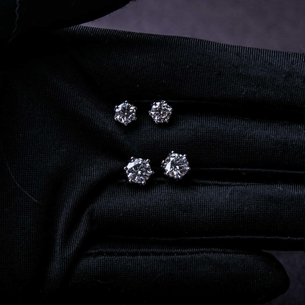 925純銀莫桑石花苞雕刻耳釘