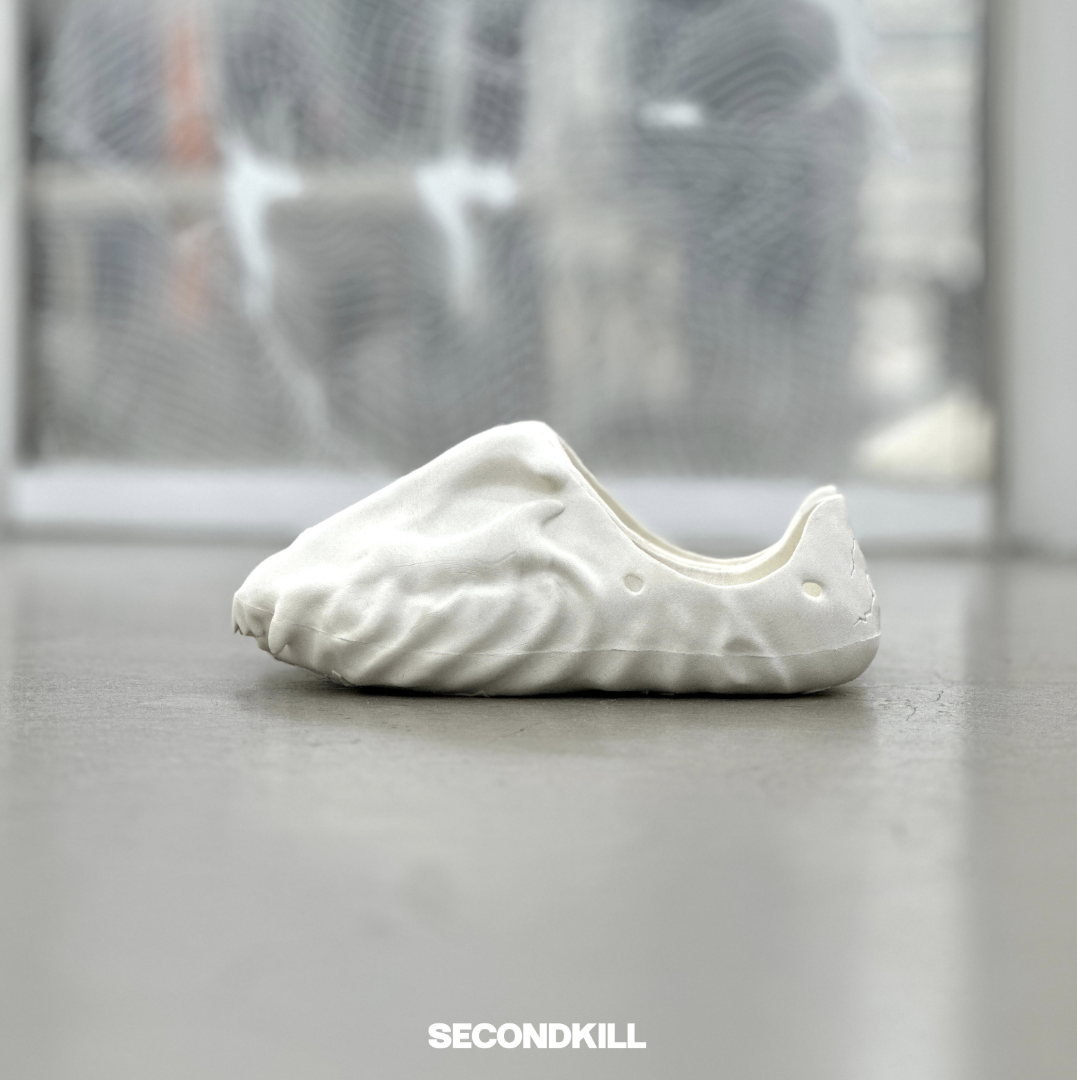 Kitowares Jag Runner- White