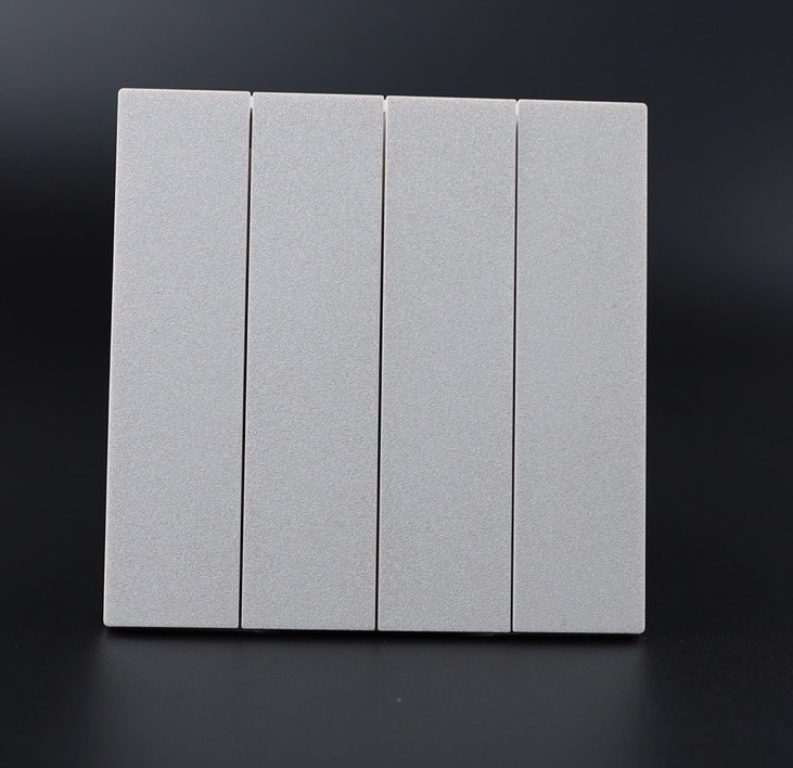 UTEN 6M 四位雙控開關 (白色/灰色)