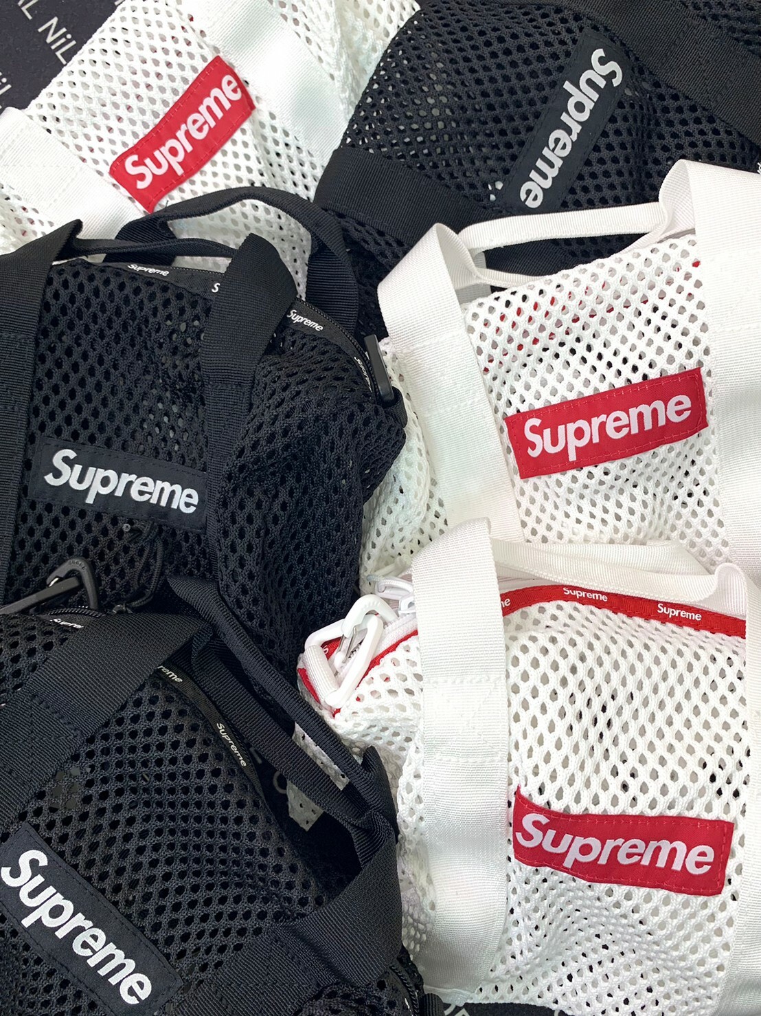 Supreme 23SS Mesh Small Backpack 黑色洞洞網狀束口背包