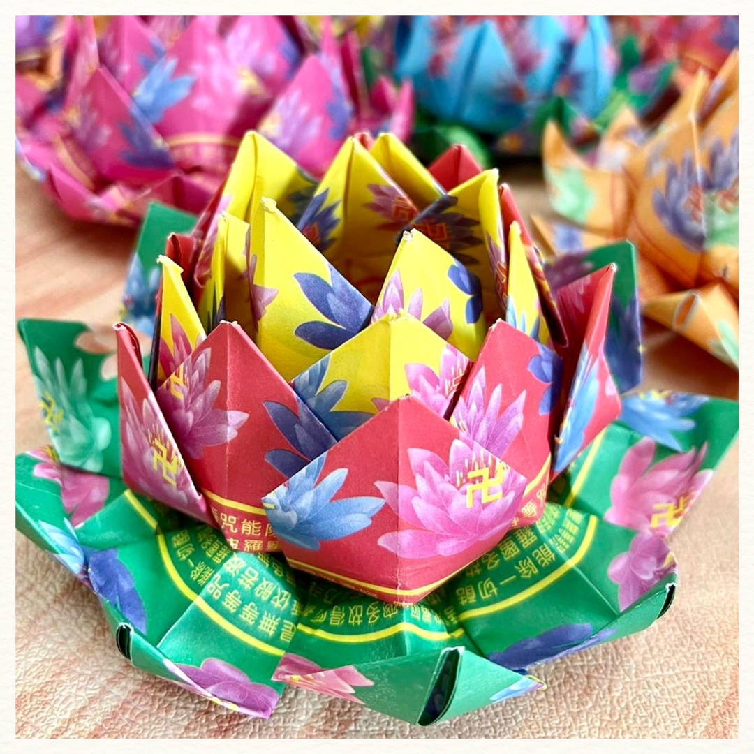 Lotus Origami Workshop for the Departed (20/3/2026)