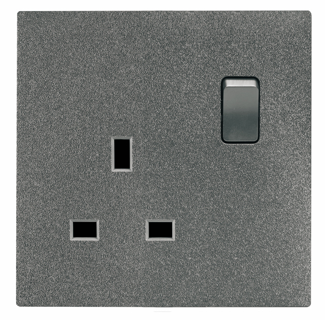 UTEN 6M 13A單位連保護門有掣插座 (白色/灰色)