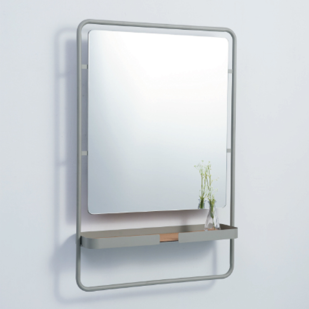 DESIGN BITE-半身牆鏡,鏡子下方具置物盤,可放上飾品配件的貼心設計。