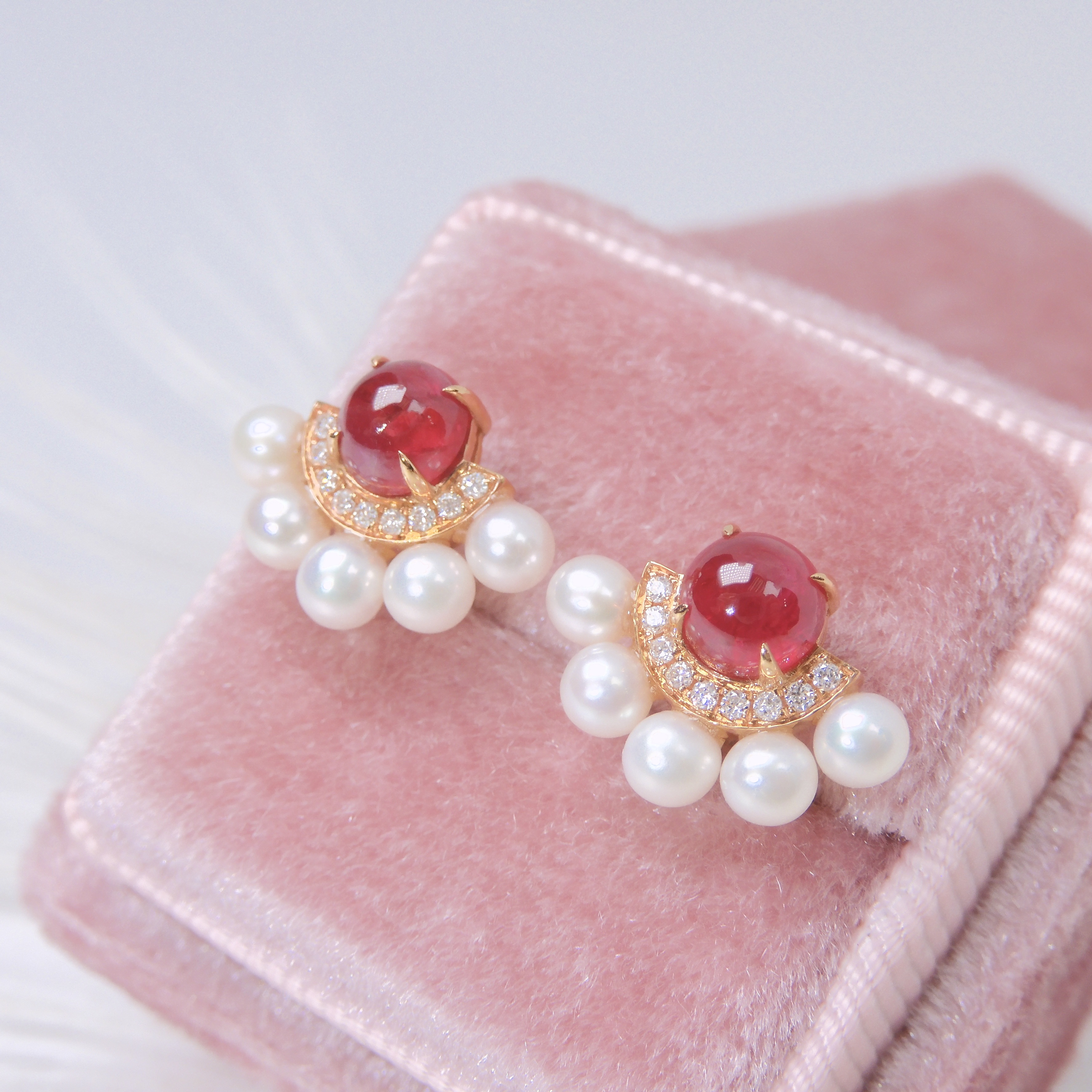 18K金 1.92ct 紅寶石耳釘 (配國際證書)