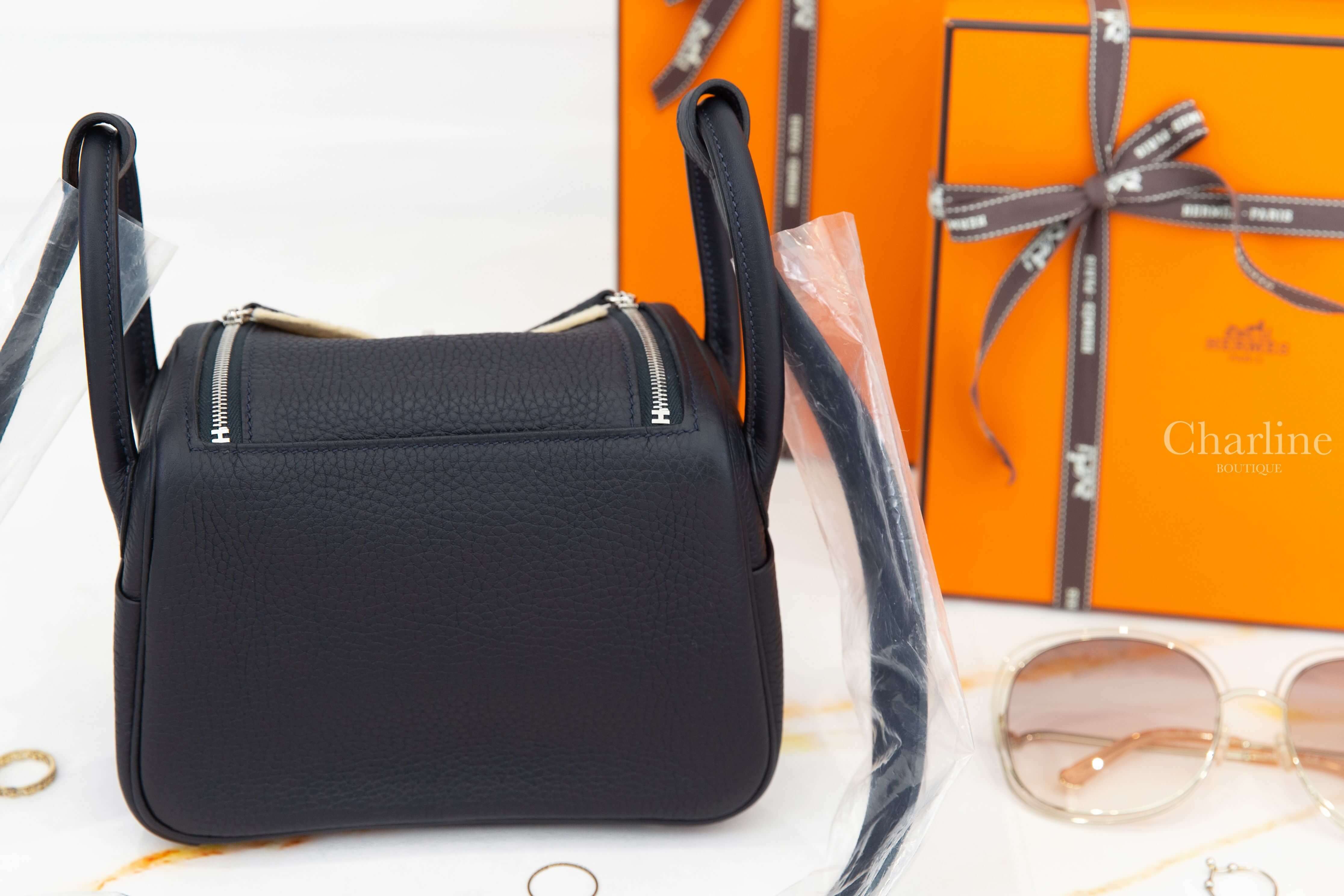 Hermès Lindy Mini 3Y Caban Taurillon Clemence U刻深藍色銀釦-Charline Boutique 精品代購