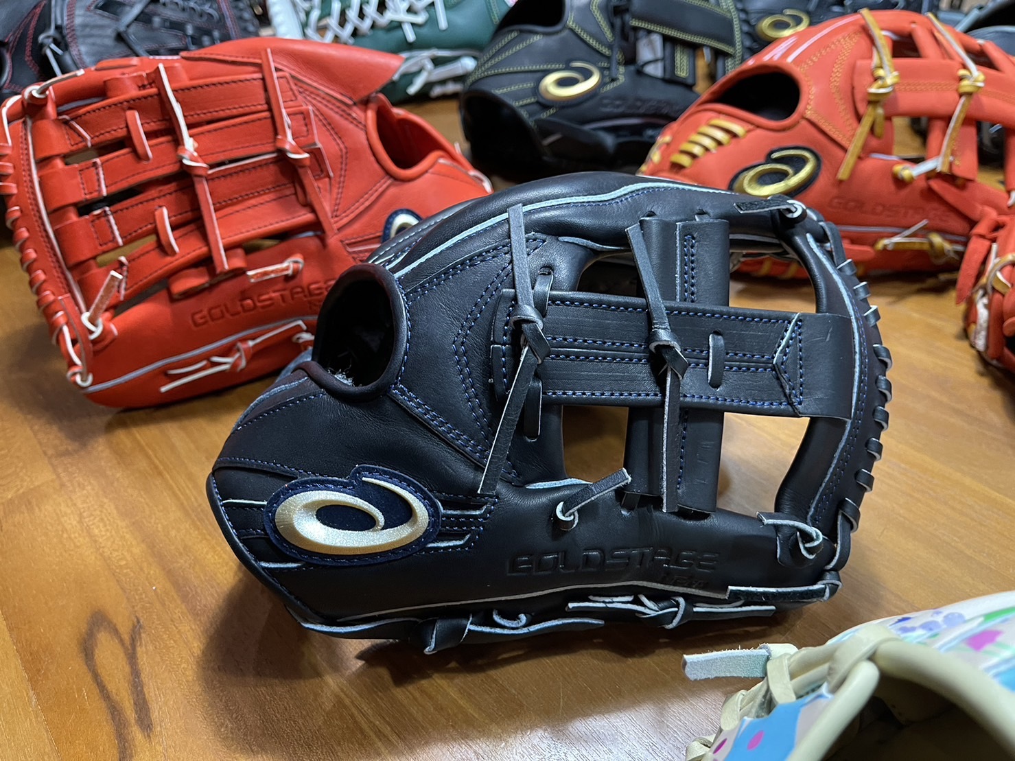 asics GOLD STAGEジャケットパンツセット XO新品未使用　大谷翔平 新品到貨】日本ASICS 亞瑟士GOLD STAGE 大谷翔平少年用軟式投手