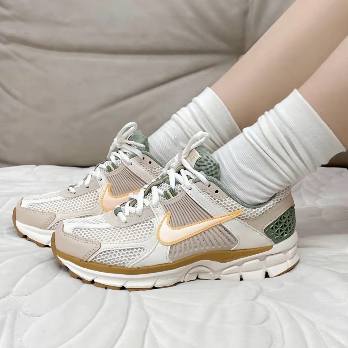 Wmns Air Zoom Vomero 5 'Pale Ivory Oil Green' FQ6868-181【現貨商品】