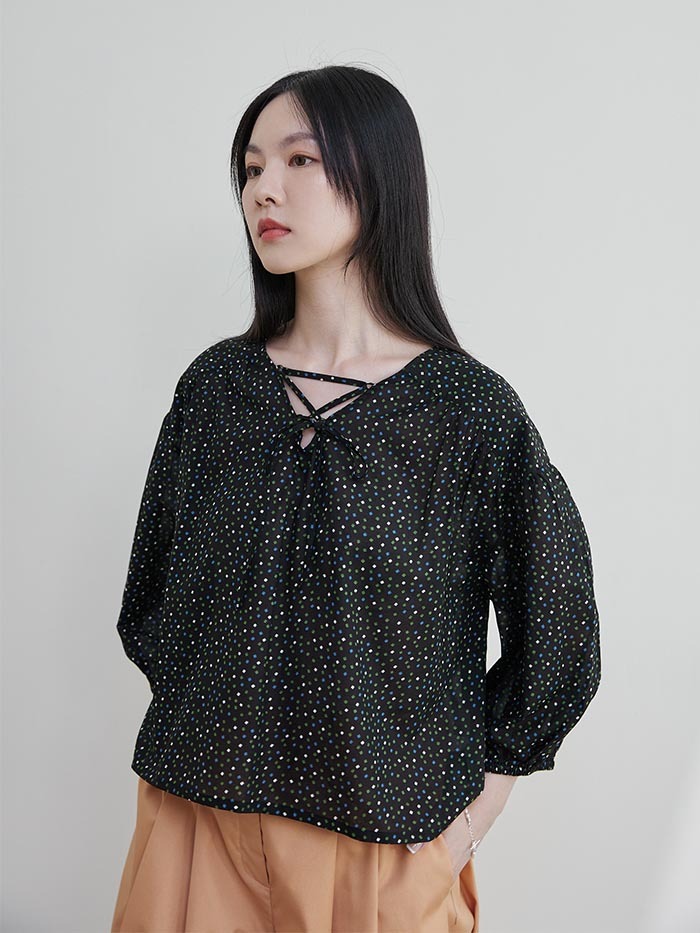 海帶豆腐綁帶七分袖上衣-海帶芽