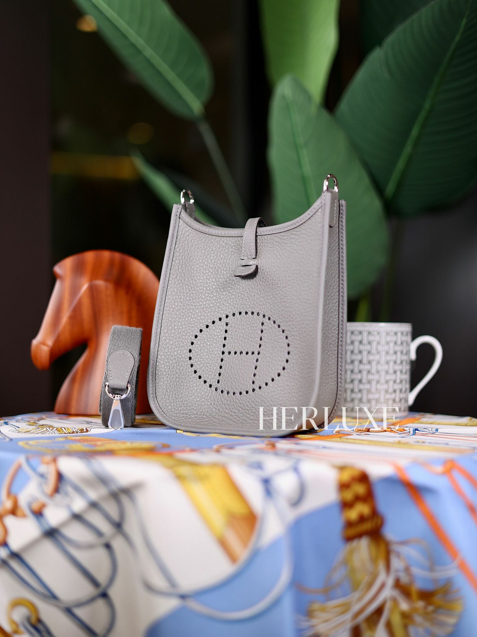 Evelyne mini 0L gris meyer ck tc K  (一代：肩帶長105cm）