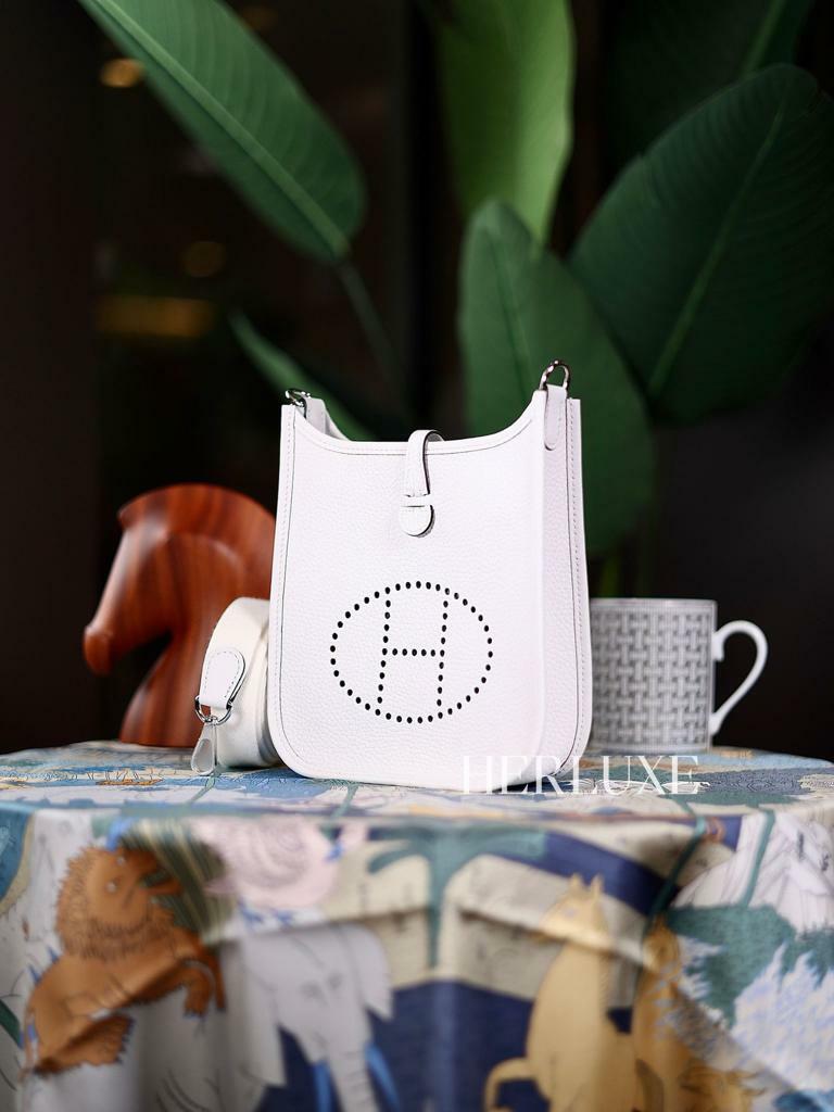 Evelyne mini 0U new white ck tc W  (一代：肩帶長105cm）