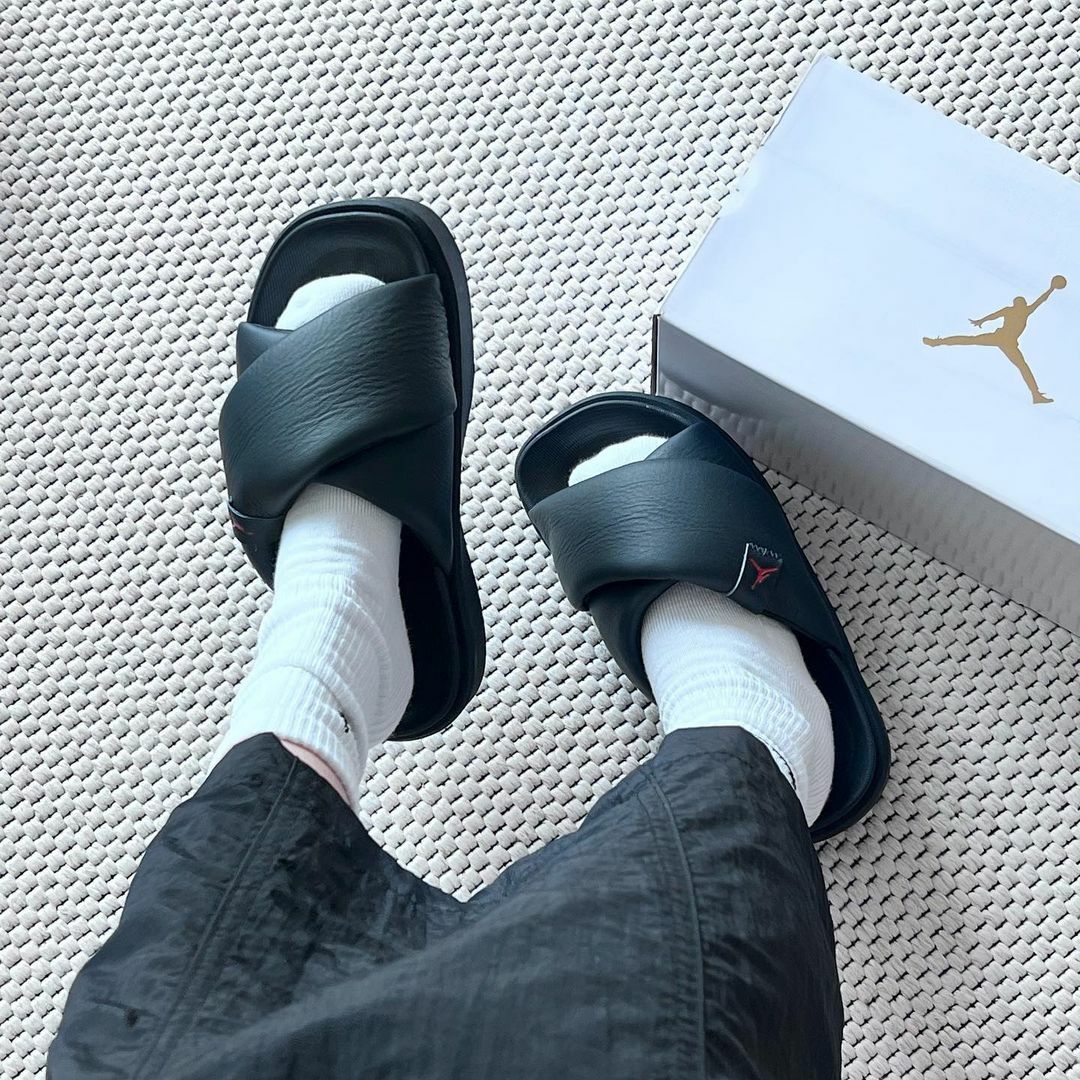 Nike Air Jordan Sophia 黑色 皮革 拖鞋 胖胖 麵包 交叉 厚底拖鞋 增高 DO8863-006