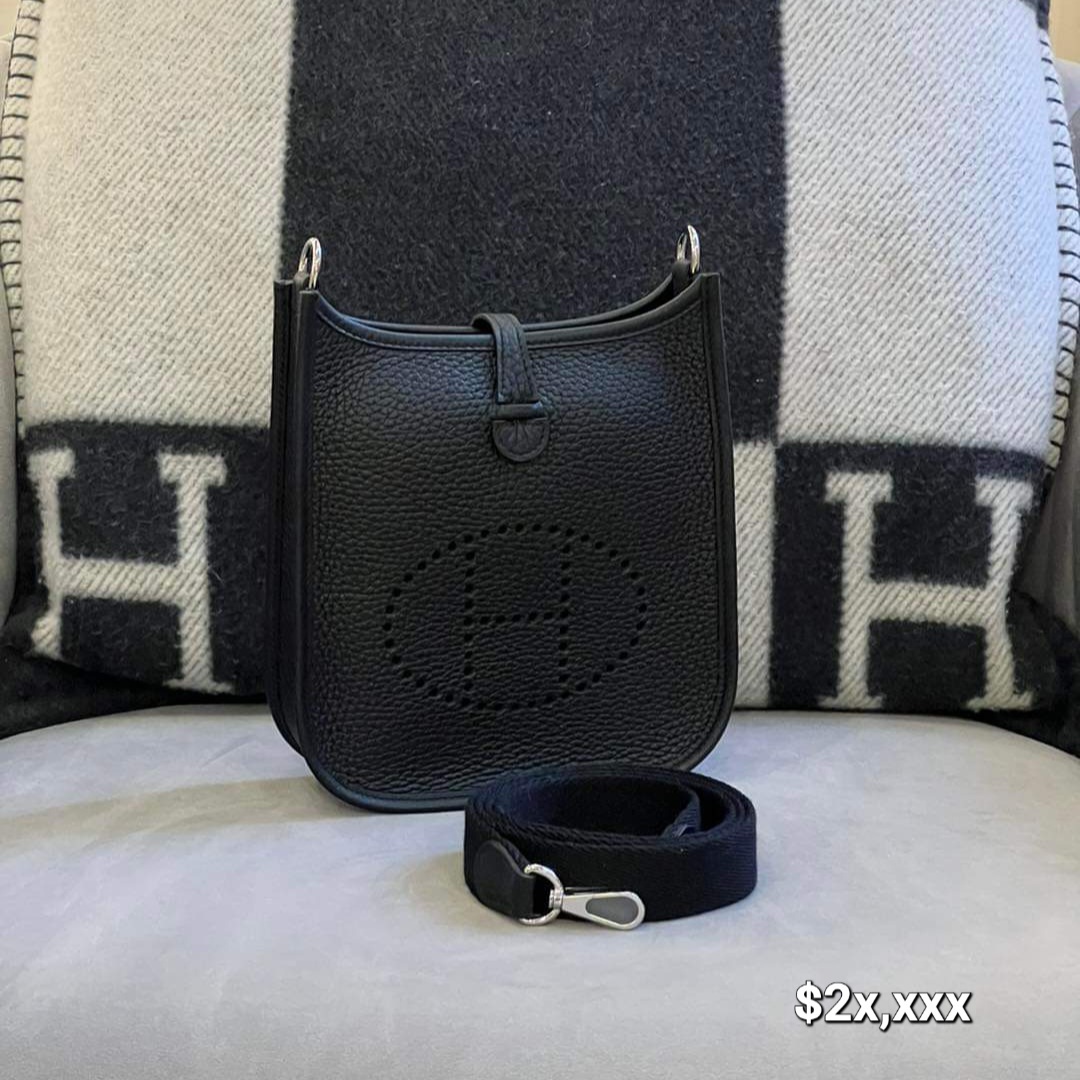 Hermes Mini Evelyne TC Clemence Leather Black PHW  HK$2x,xxx 詳情請PM我哋 (HK$2,000 訂金)