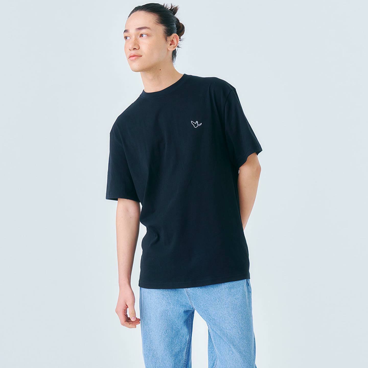 韓國 what it isnt  2PACK 엔젤 반팔 티셔츠 블랙/화이트 一黑一白 不拆賣