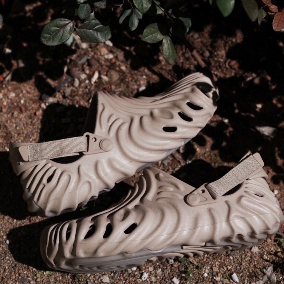 【APAIR】預購 Salehe Bembury x Crocs The Pollex Clog "Horchata" 駝色 聯名款 指紋 207393-2DO