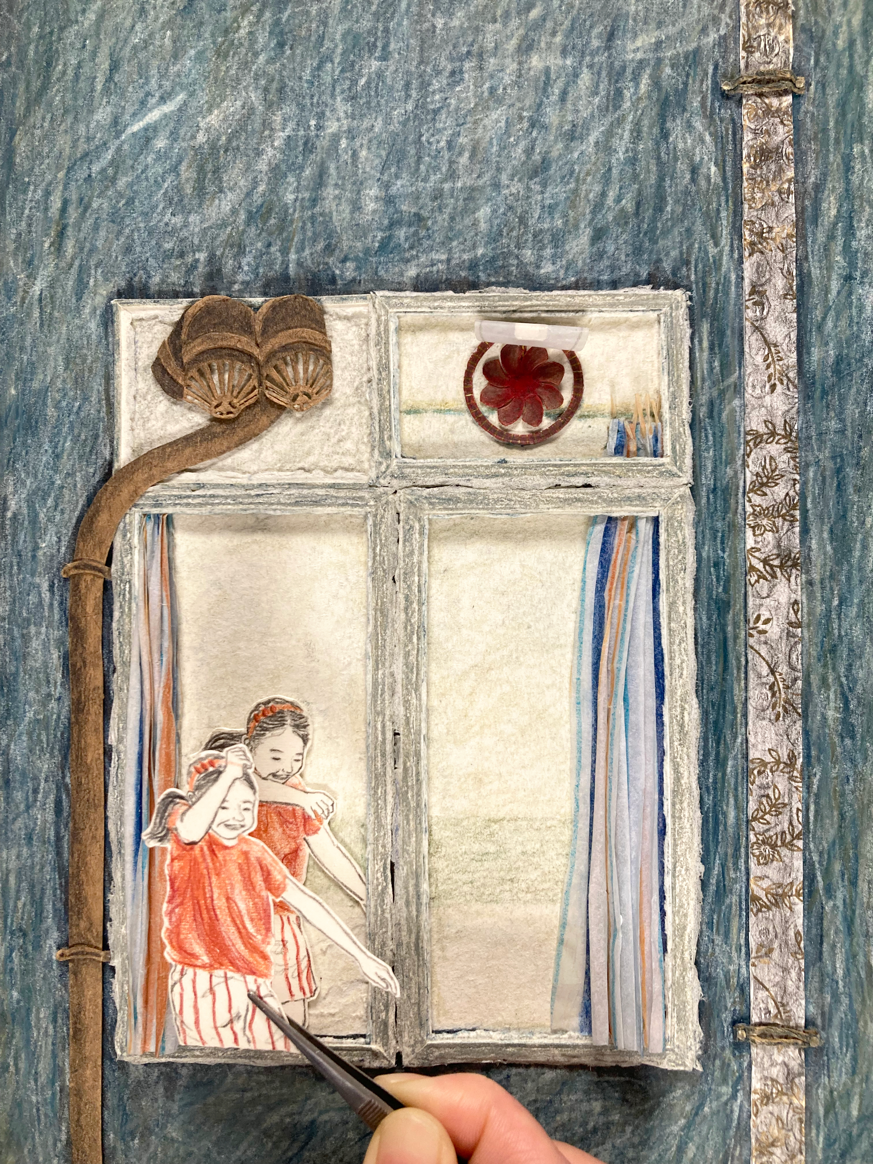 翻頁動畫書《送你一粒塵》｜手繪電影《窄路微塵》片段