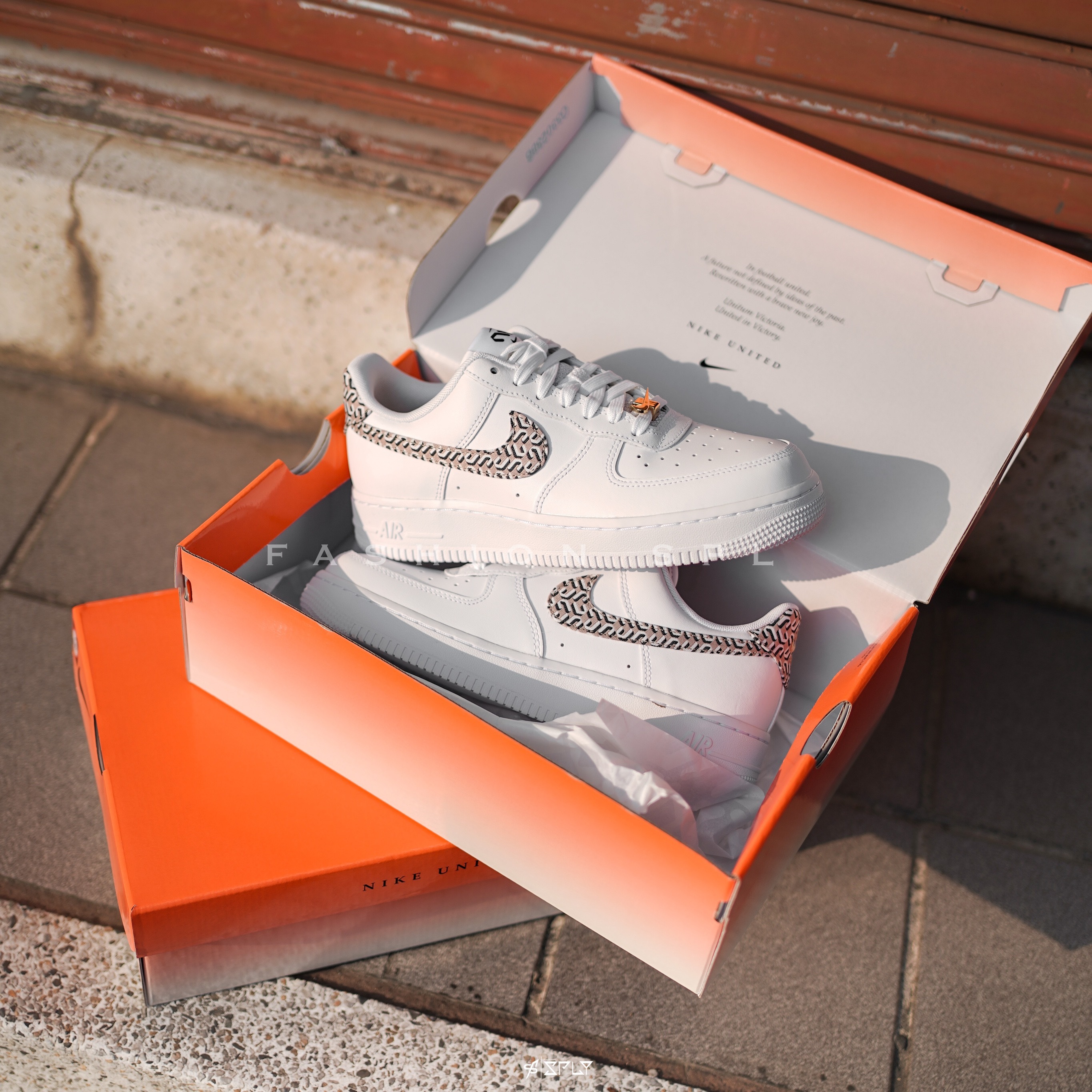 Nike Air Force 1 Low United In Victory 籃網格 DZ2709-100