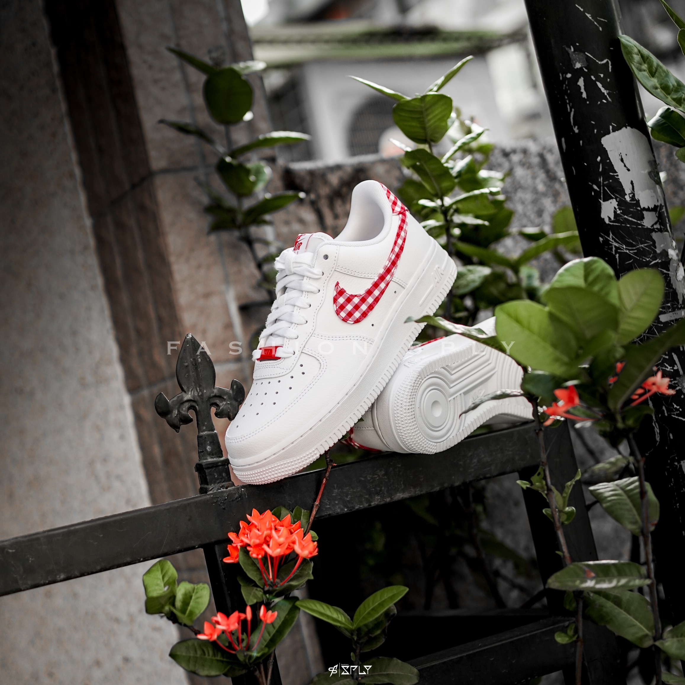 Nike Air Force 1 Low Red Gingham 紅白格子 DZ2784-101