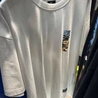 [S] ADLV LEGENDARY POKÉMON SHORT SLEEVE T-SHIRT,CREAM, ADLV23SS-SSPKLG-CRM (SAV206)