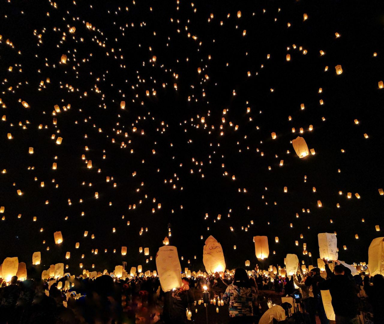 世界第二大新年慶典活動「放天燈」，視覺、浪漫與祝福都是亮點