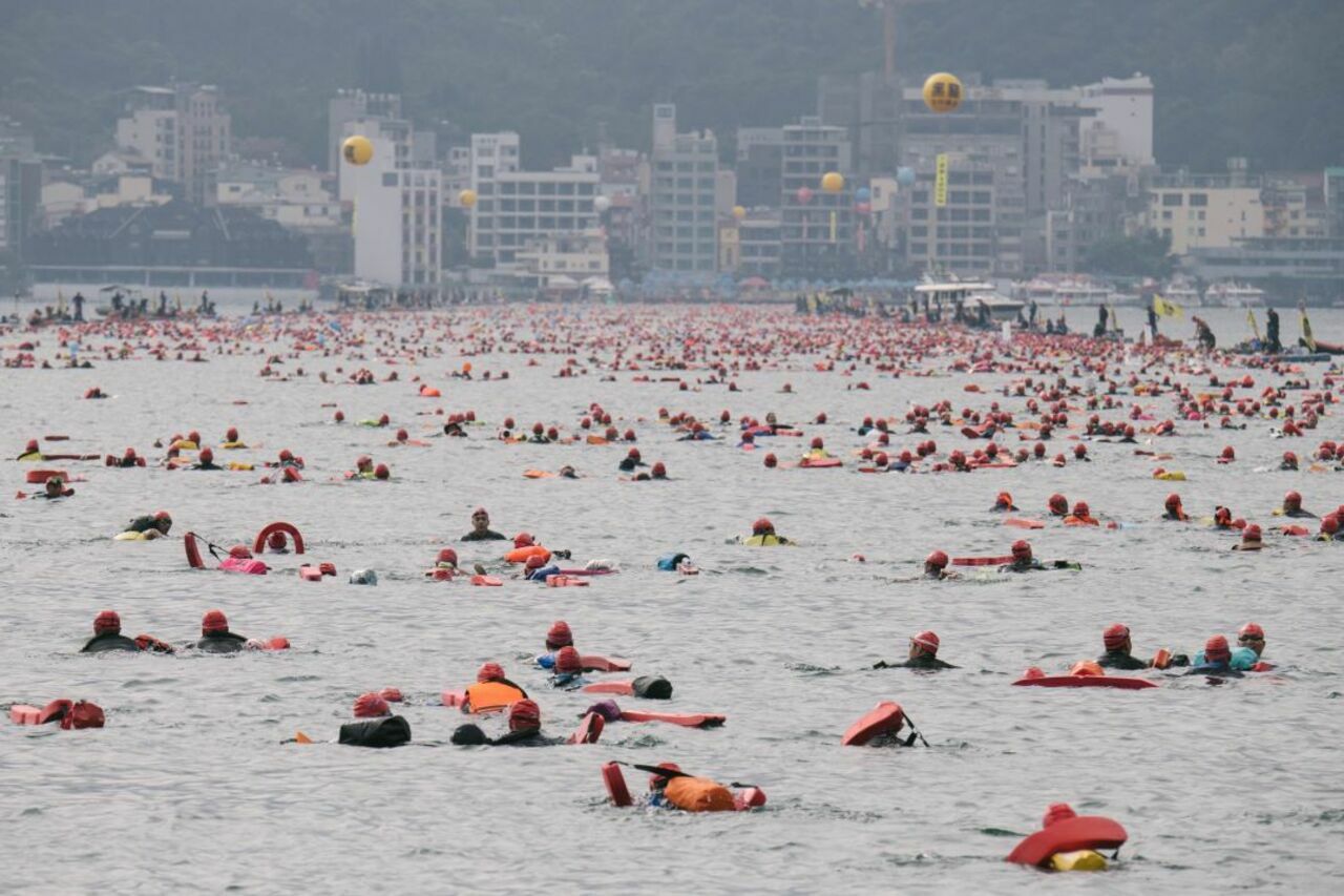泳渡日月潭長度是全球最長的游泳海泳，受到奧林匹克委員會評定為世界級的泳渡活動，每年吸引許多聞名而來的海外游泳愛好者前來，人數約占10%。