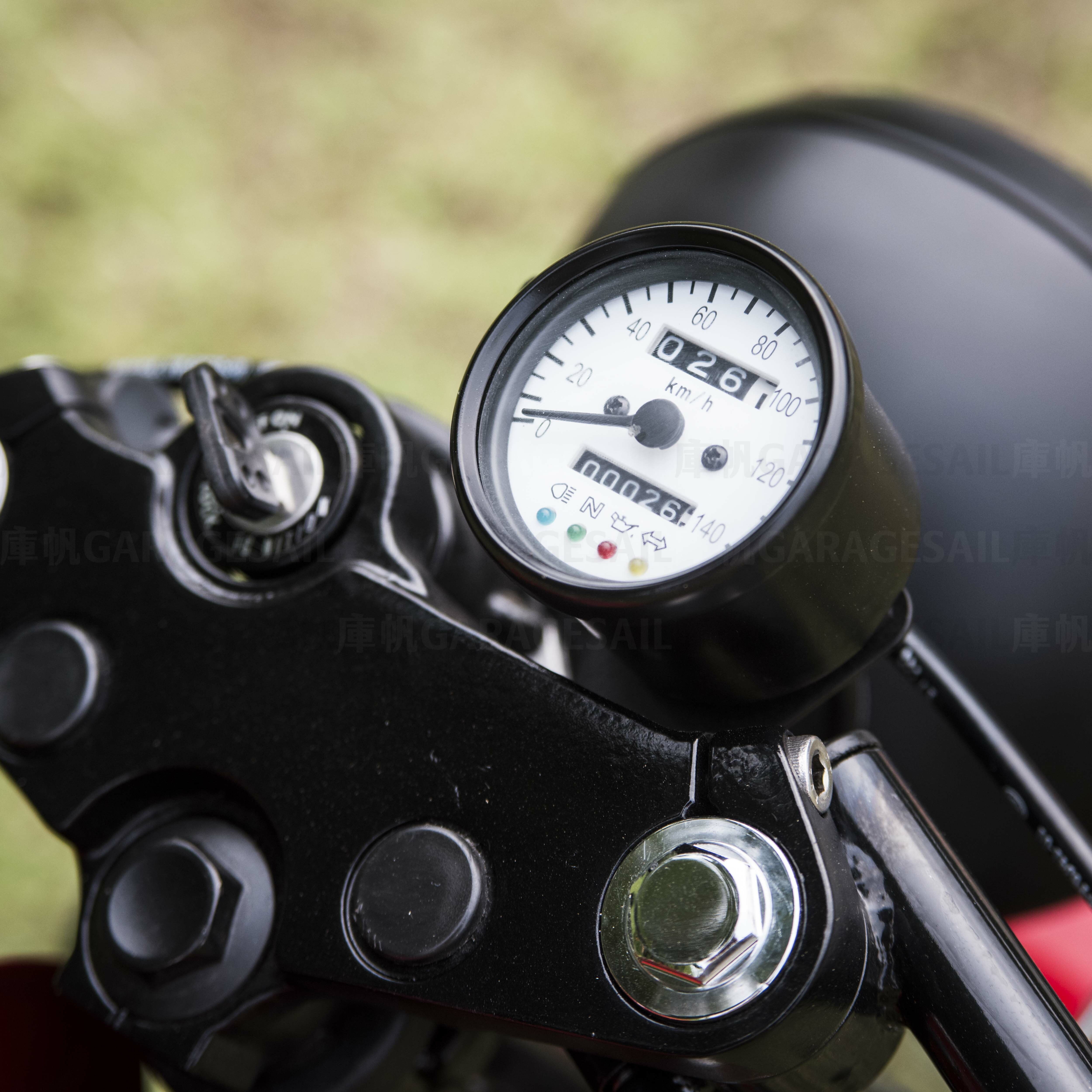 時速表 60mm 多功能顯示 黑/白面 黑殼