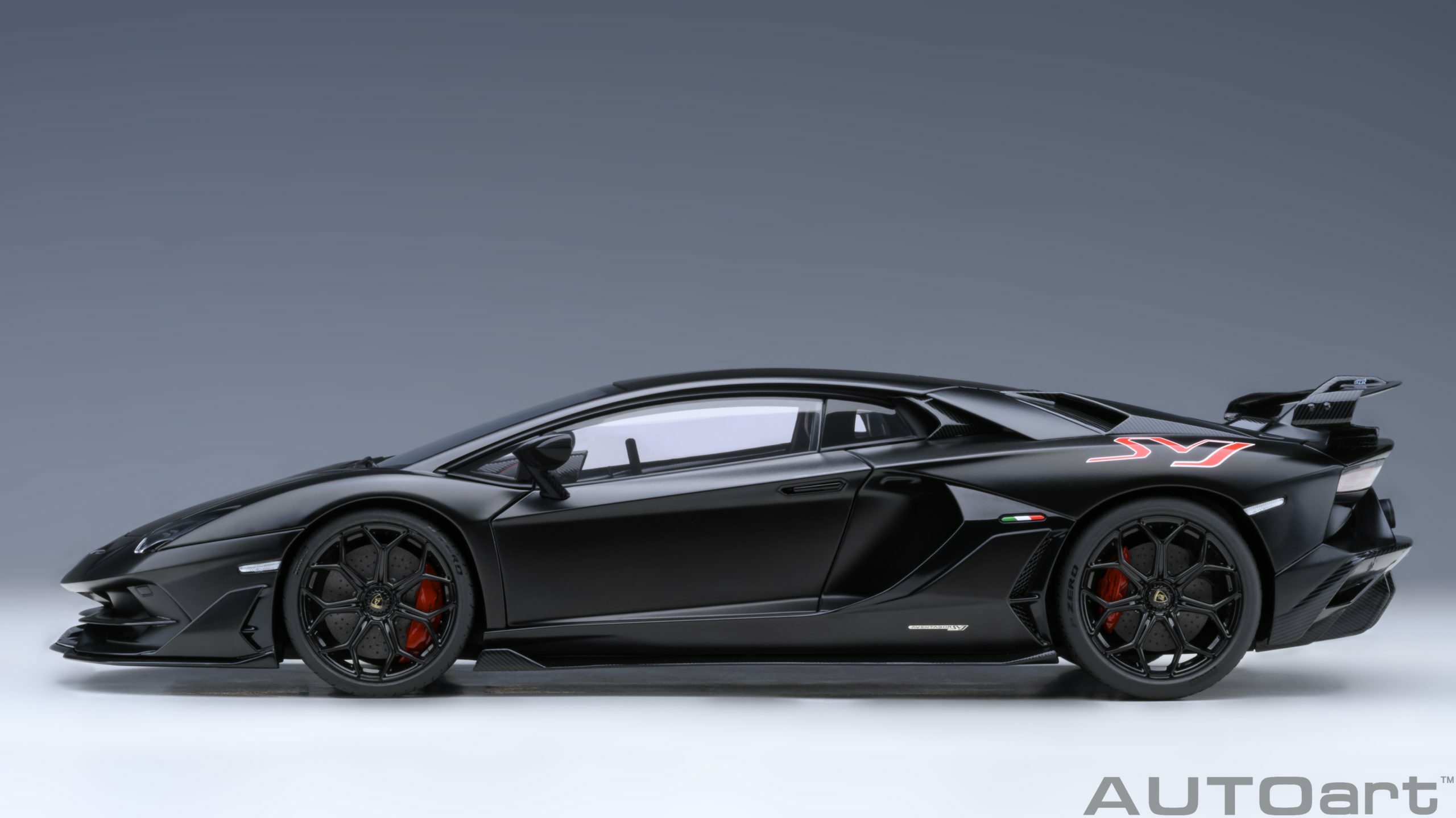 1/18 AUTOART Lamborghini Aventador SVJ (Nero Nemesis) (79219)