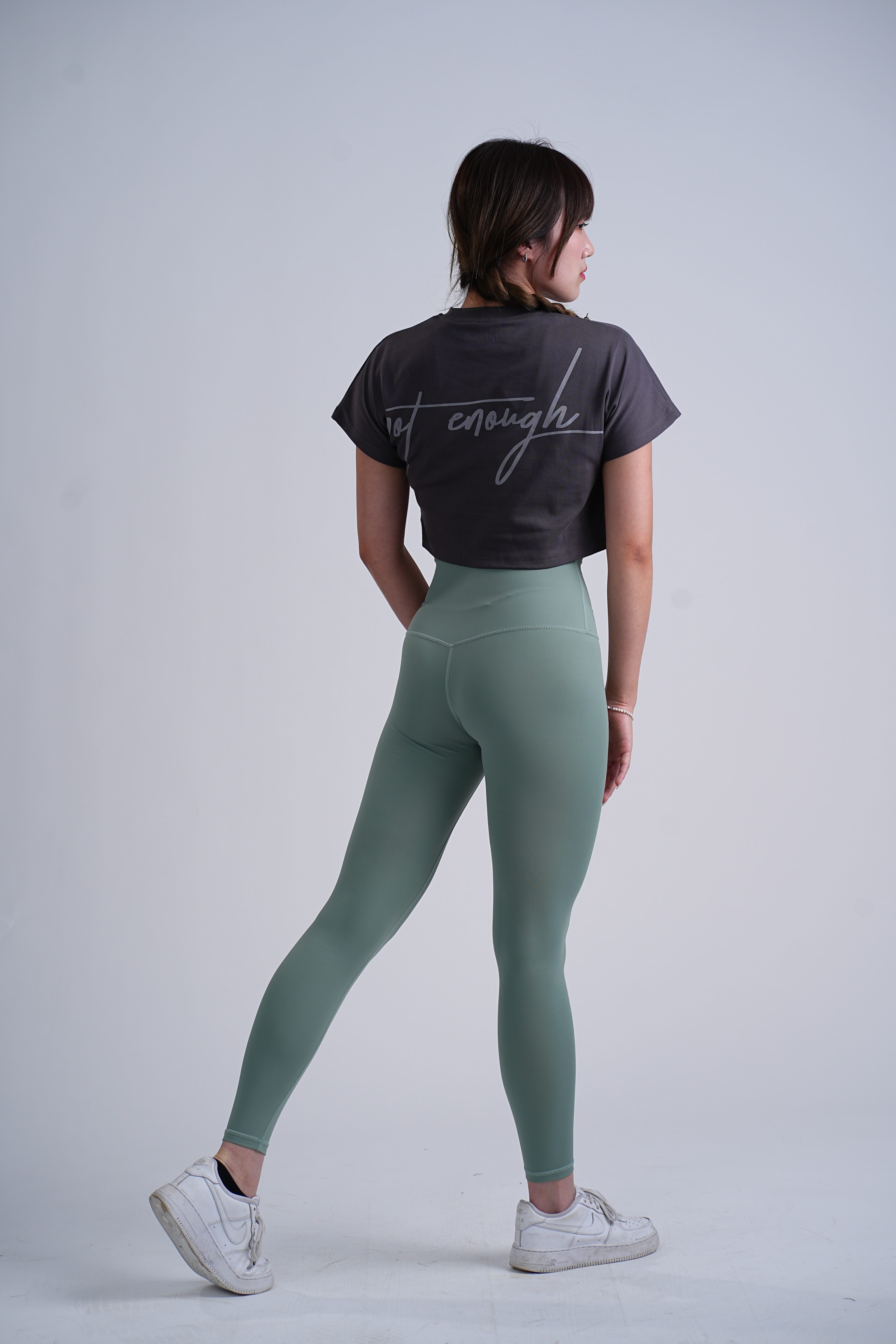 NOT ENOUGH BASIC LEGGING (GREEN)